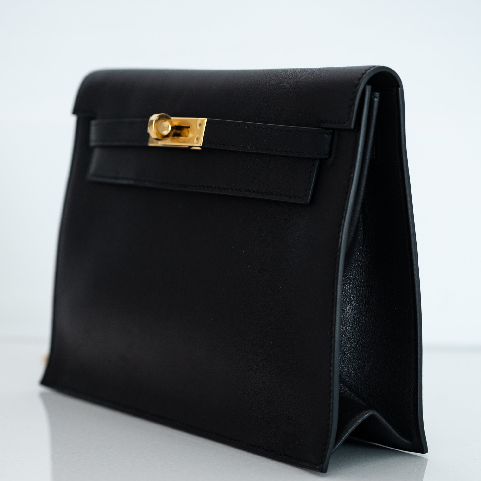 Hermès Kelly Danse II Noir Volupto Gold Hardware | JANEFINDS