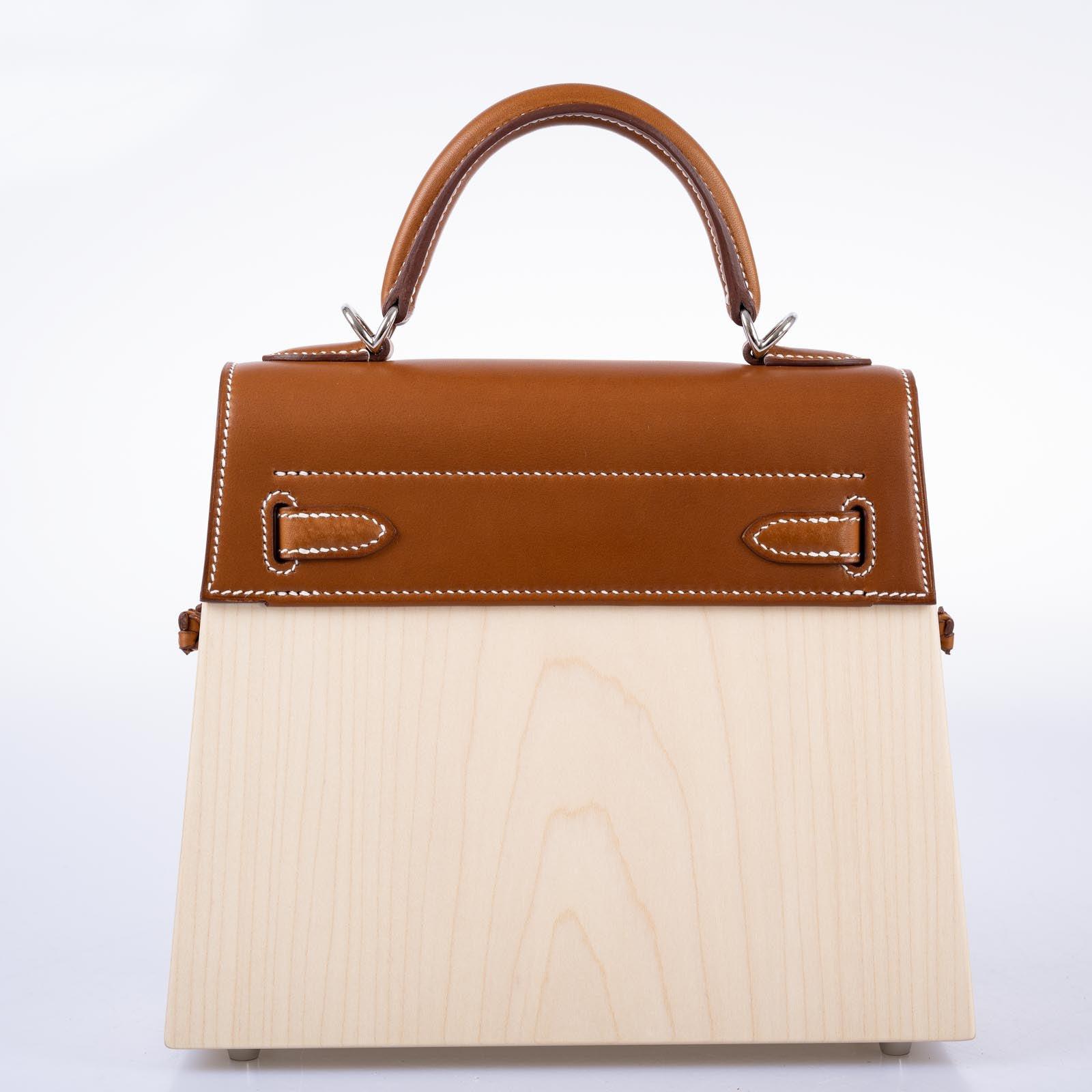 Hermès Kelly Picnic Kellywood Perspective Cavalière Wood Barenia Palladium Hardware