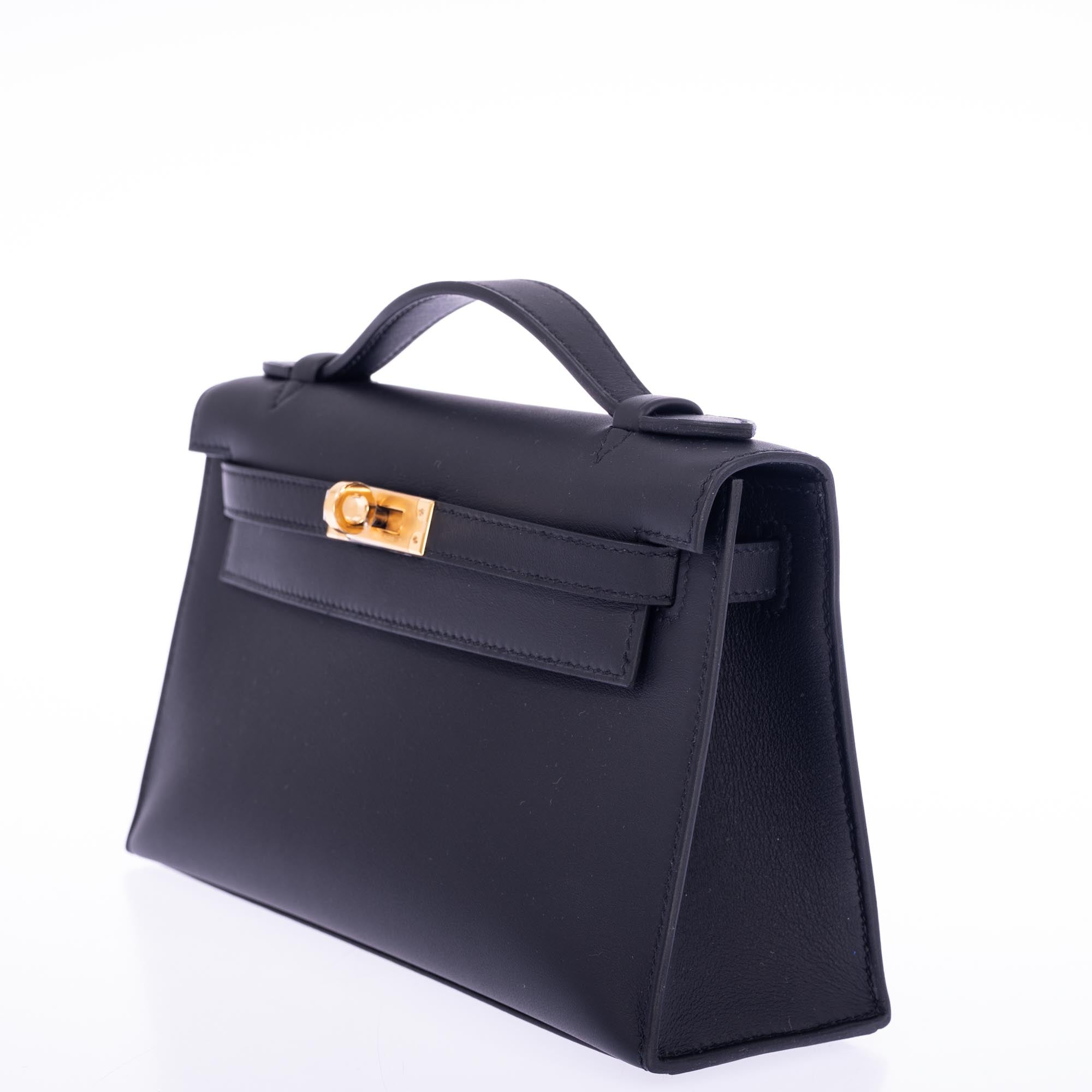 Hermès Kelly Pochette Noir Swift Gold Hardware