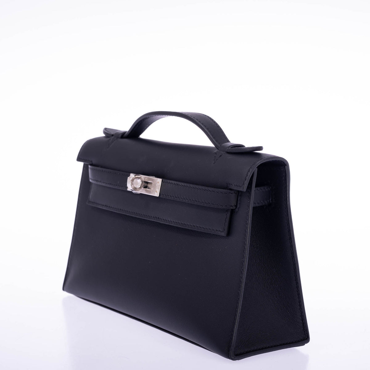Hermès Kelly Pochette Noir Swift Palladium Hardware, opposite three-quarter view