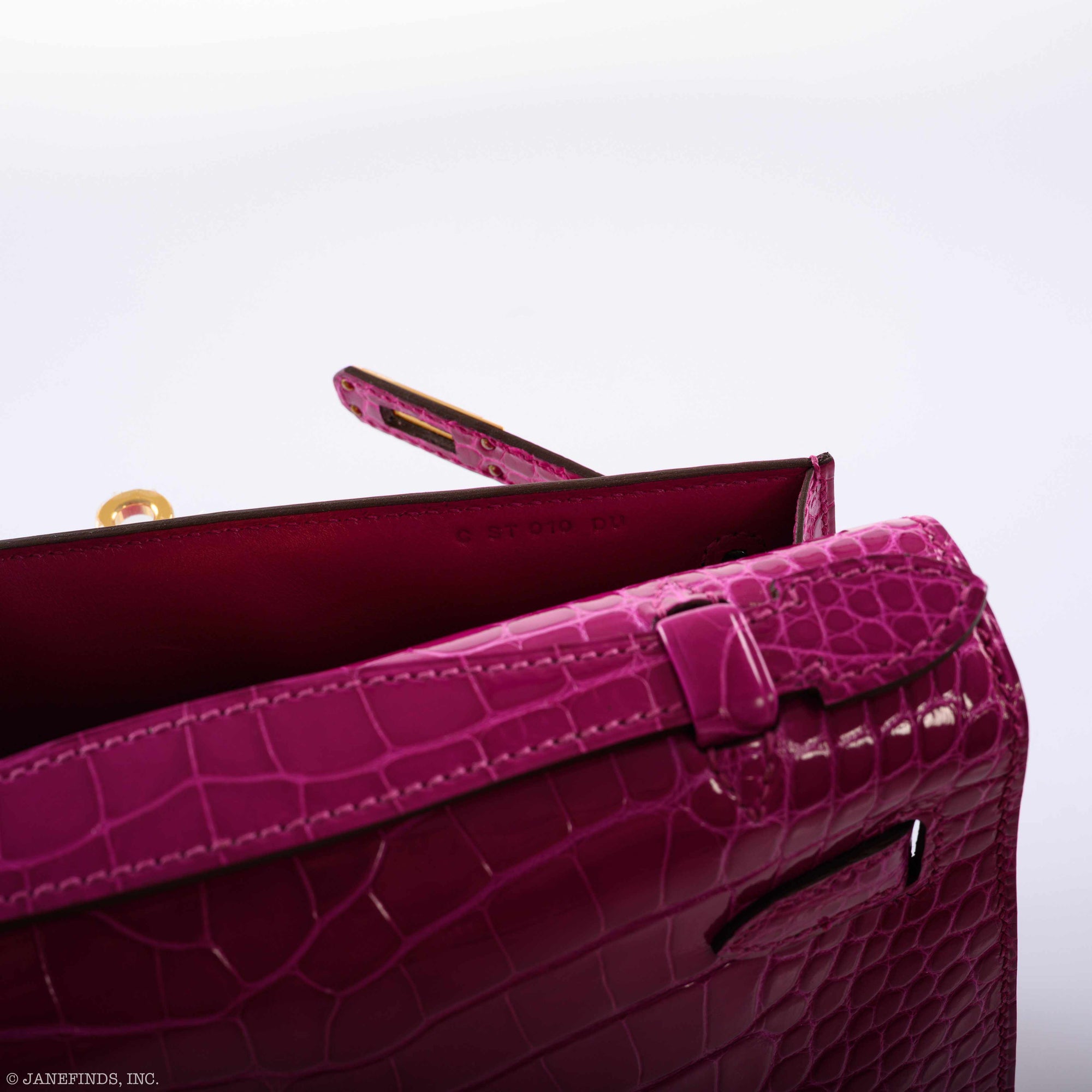 Hermès Kelly Pochette Rose Scheherazade Shiny Alligator Gold Hardware