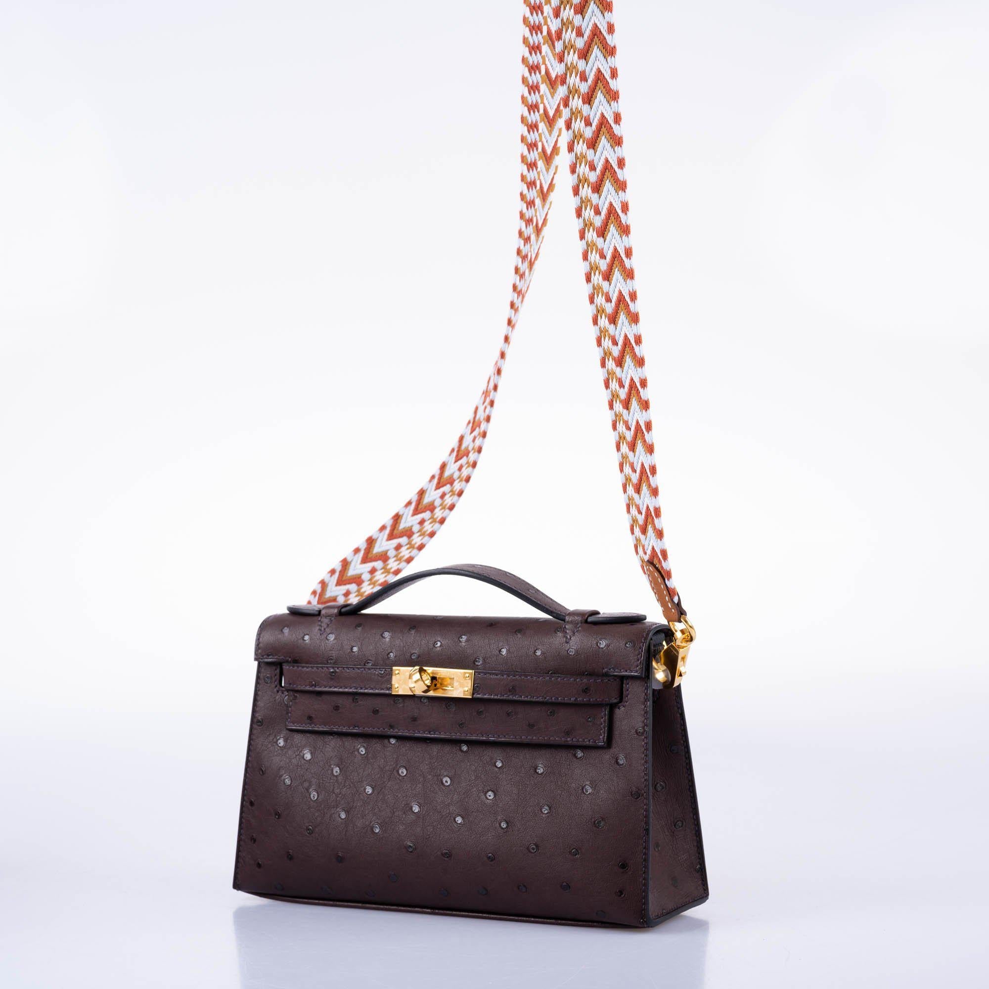 Hermès Kelly Pochette Rouge Sellier Ostrich Gold Hardware