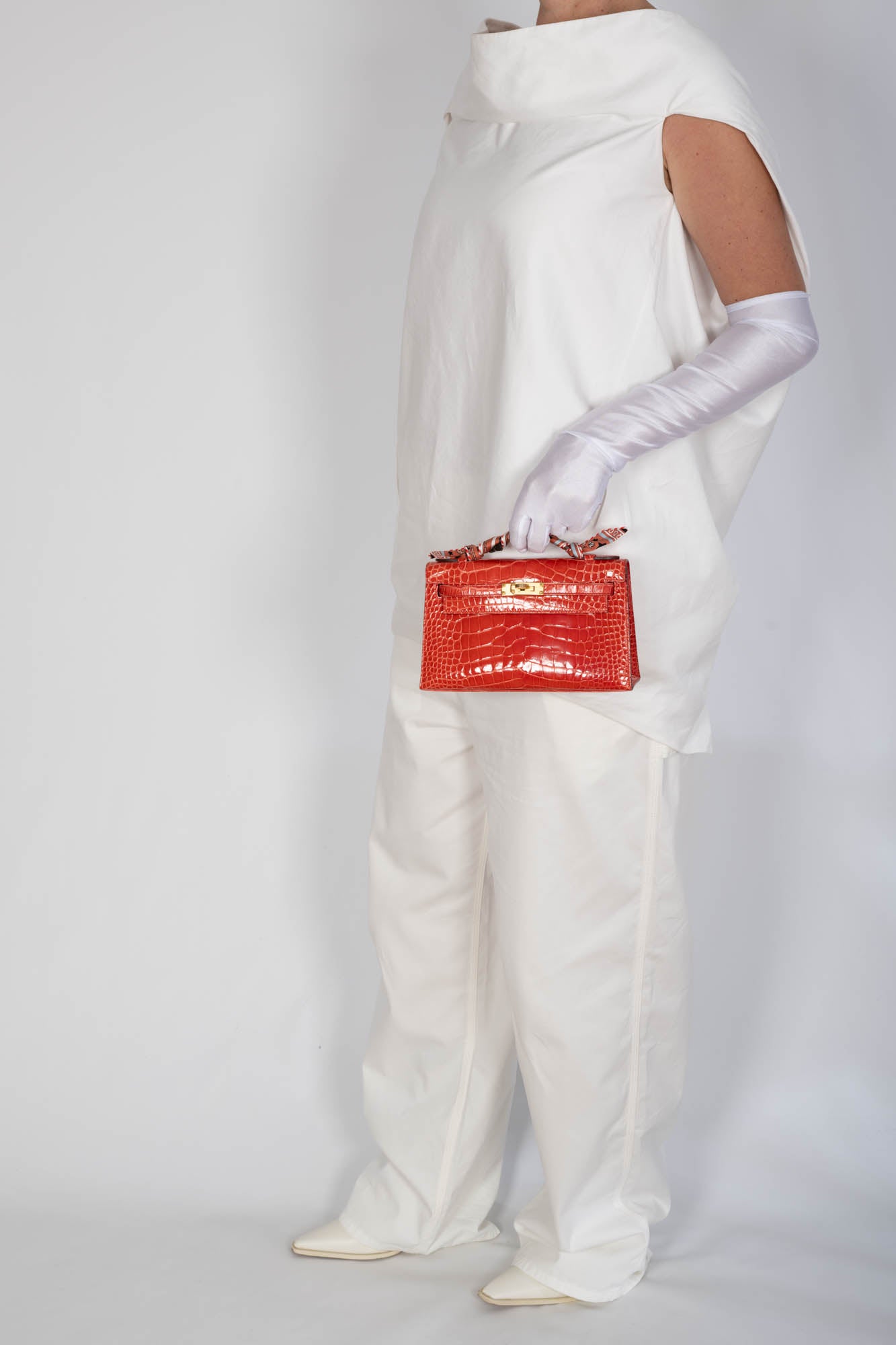 Hermès Kelly Pochette Rouge de Coeur Shiny Alligator Gold Hardware