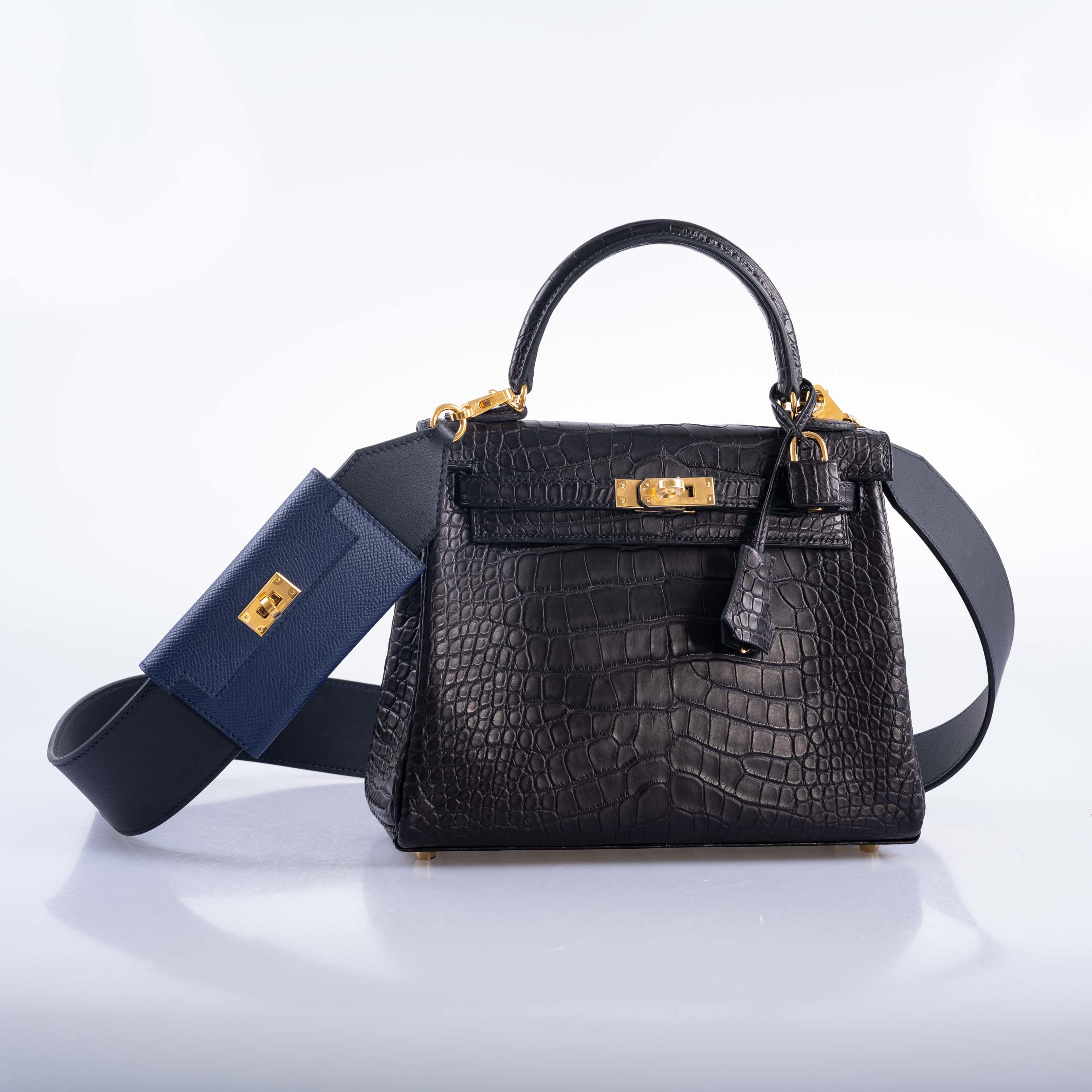 Hermès Kelly Pocket Strap Epsom Caban and Swift Bleu Saphir Gold Hardware