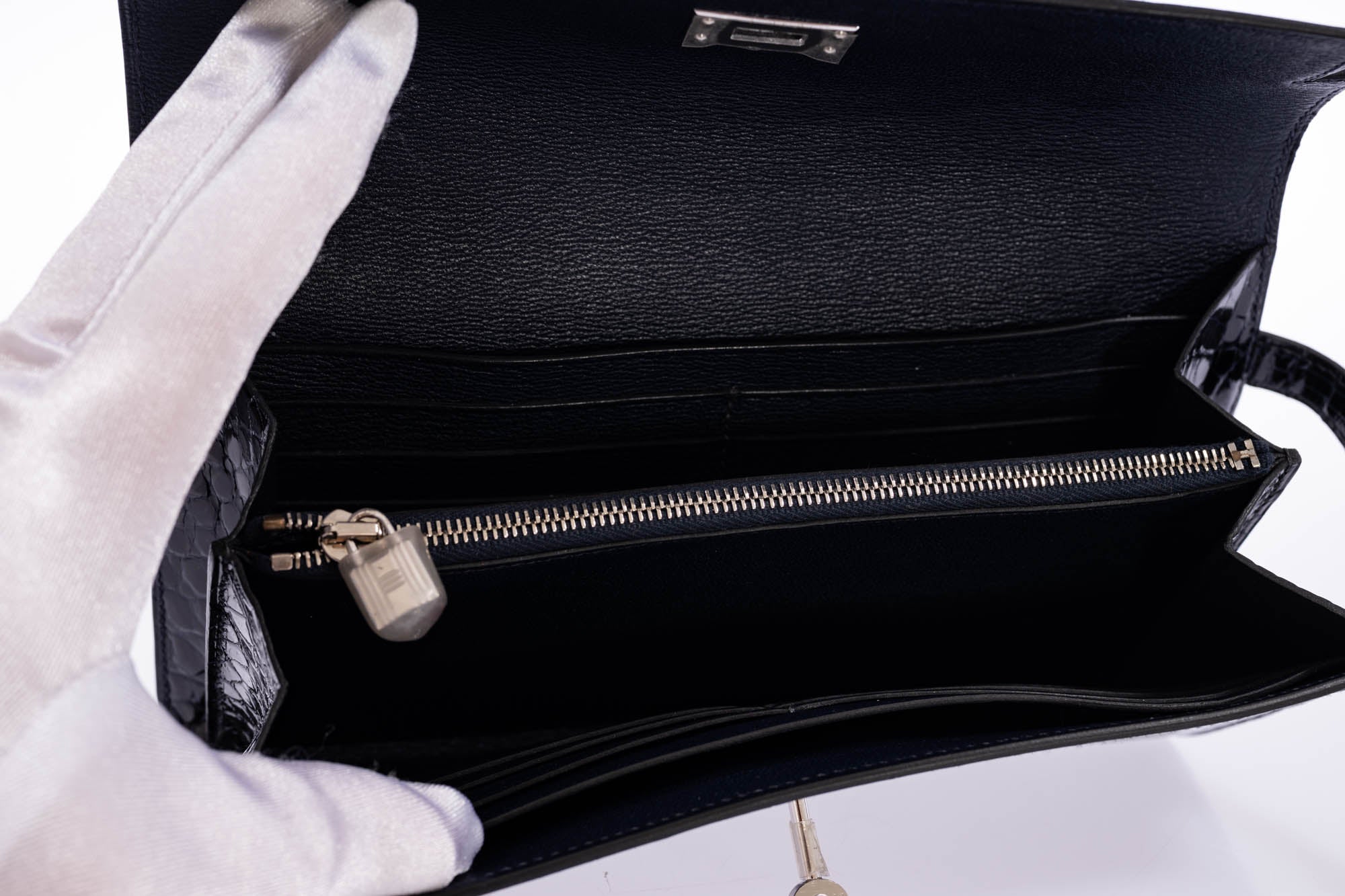 Hermès Kelly Wallet Bleu Marine Shiny Porosus Crocodile 18K White Gold & Diamond Hardware