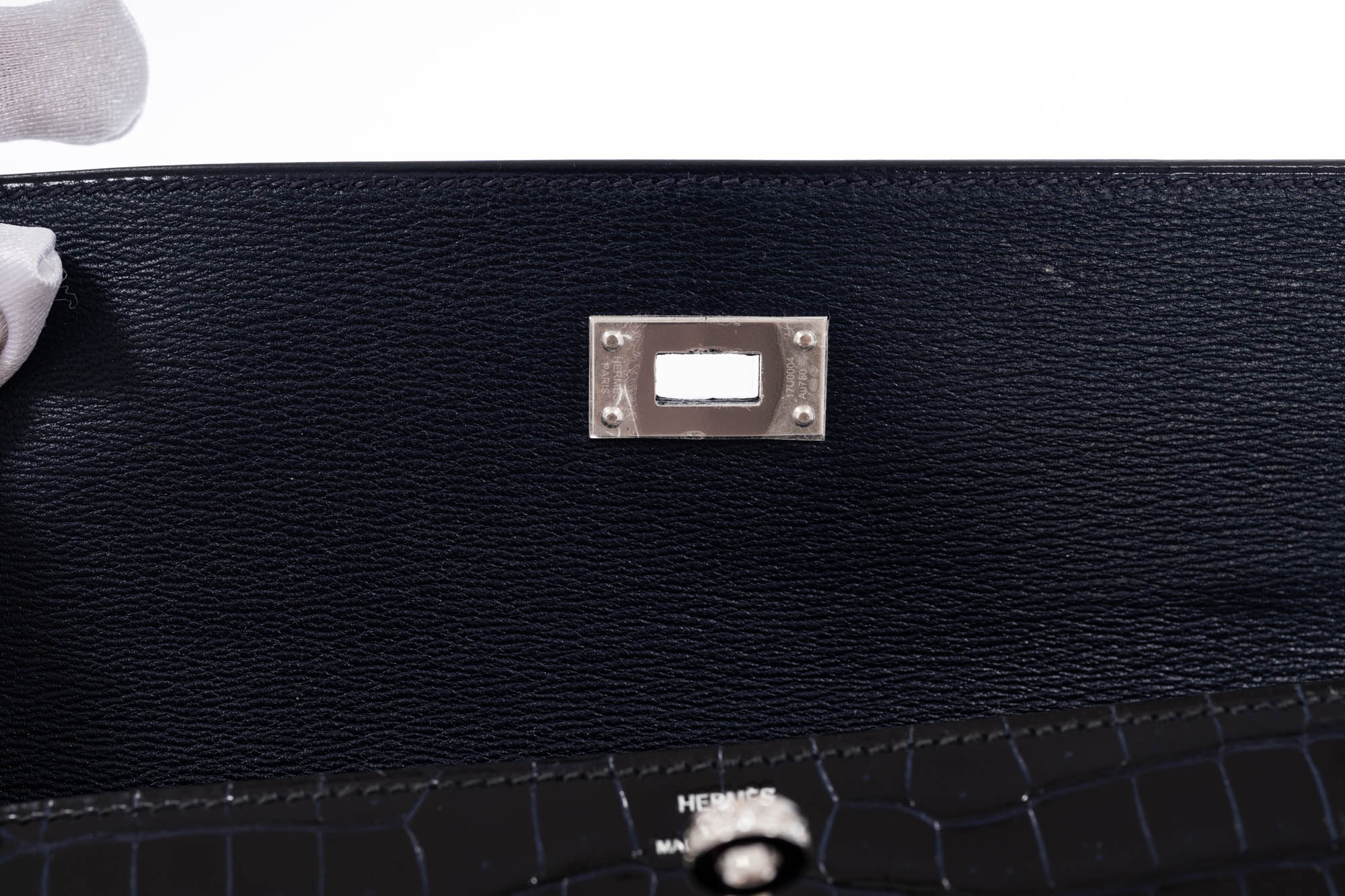 Hermès Kelly Wallet Bleu Marine Shiny Porosus Crocodile 18K White Gold & Diamond Hardware
