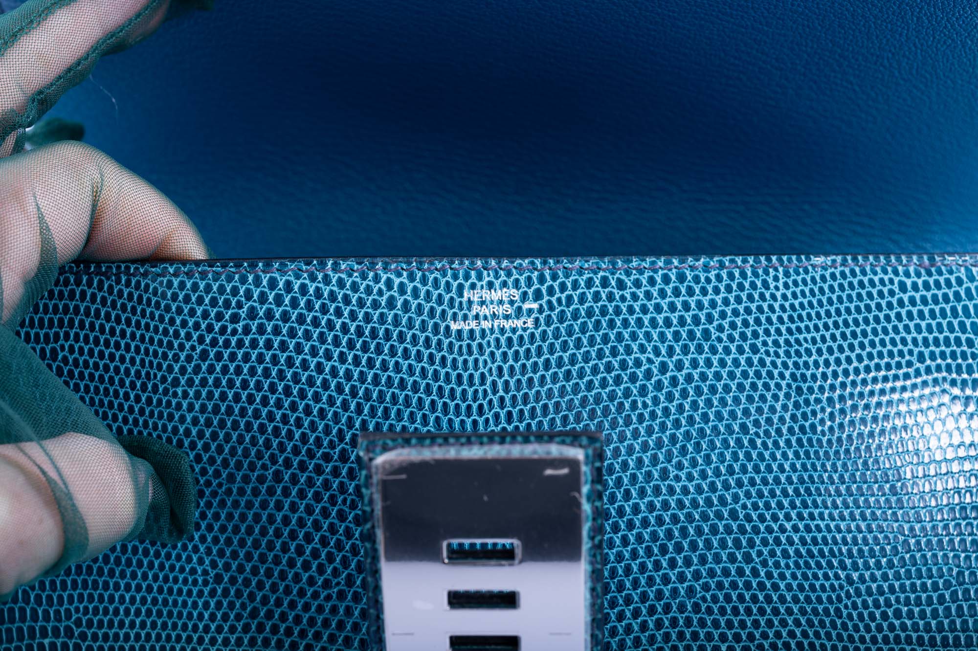 Hermès Medor 23 Clutch Bleu Pétrole Lizard Palladium Hardware