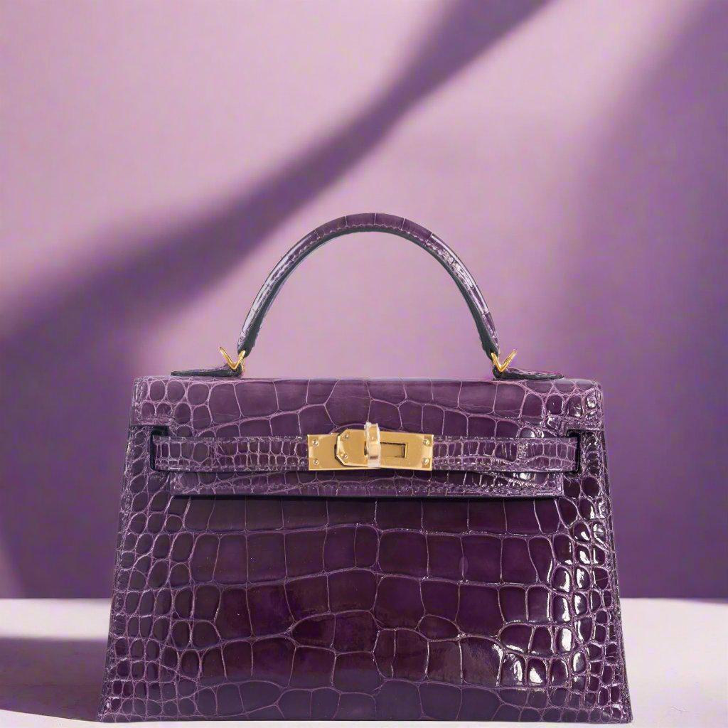 Hermès Mini Kelly 20 Cassis Shiny Alligator Gold Hardware