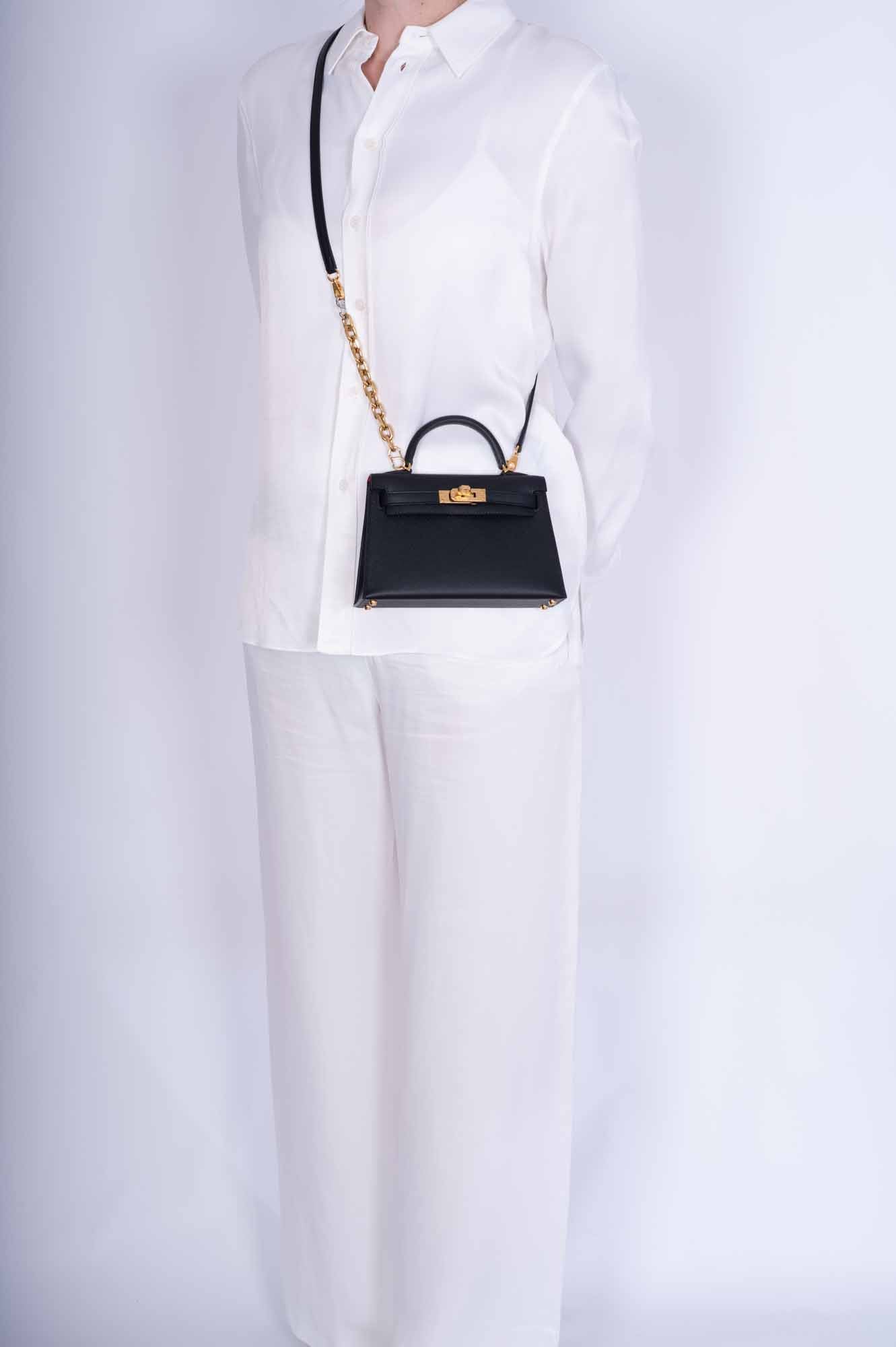 Hermès Mini Kelly 20 II Sellier HSS Noir / Rouge Casaque Interior Epsom Gold Hardware