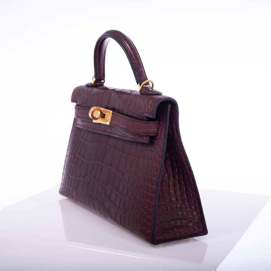 Hermès Mini Kelly II Bordeaux Matte Alligator Mississippiensis Gold Hardware