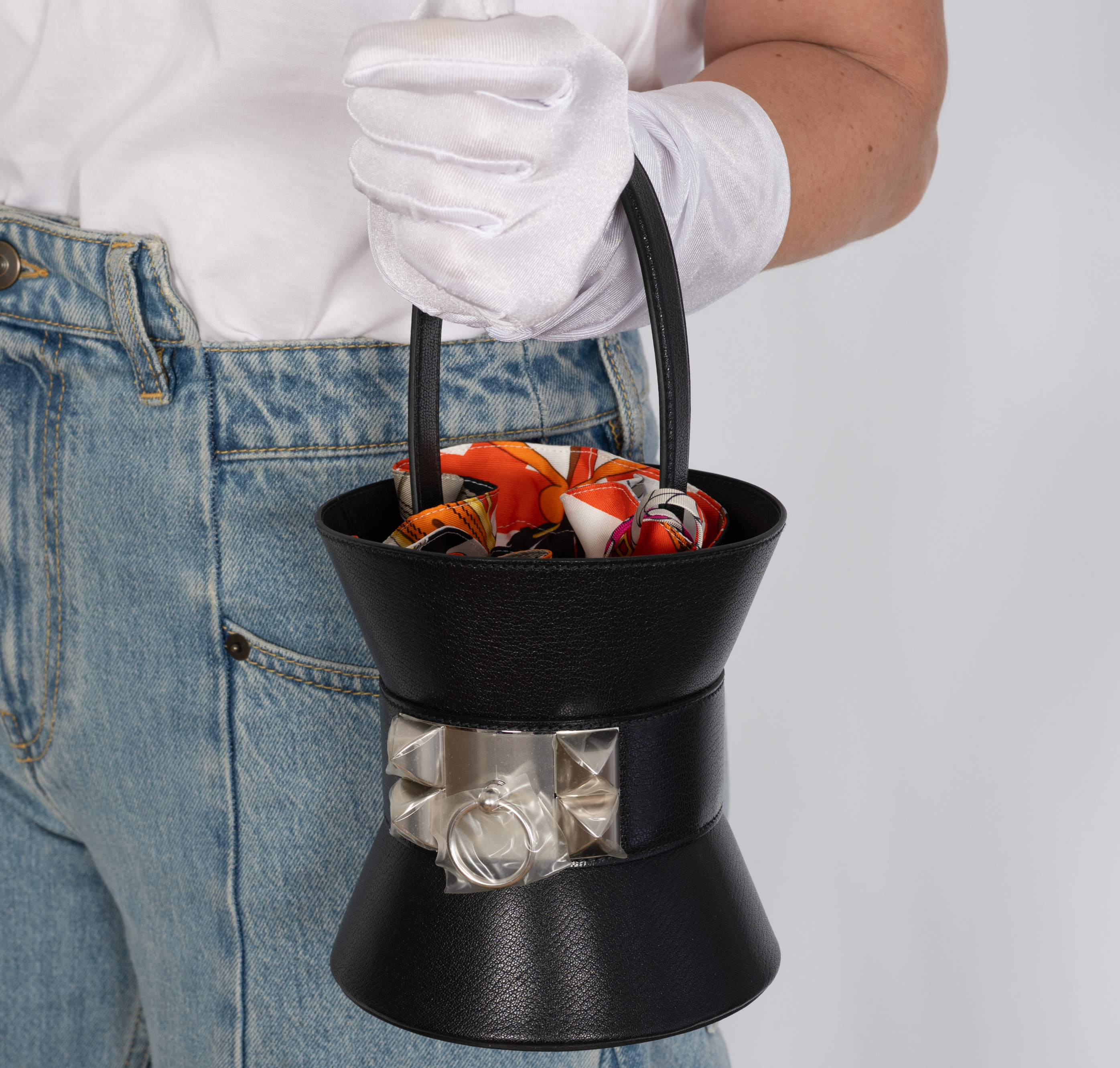 Hermès Mini Medor Bucket Bag Noir Chèvre Palladium Hardware