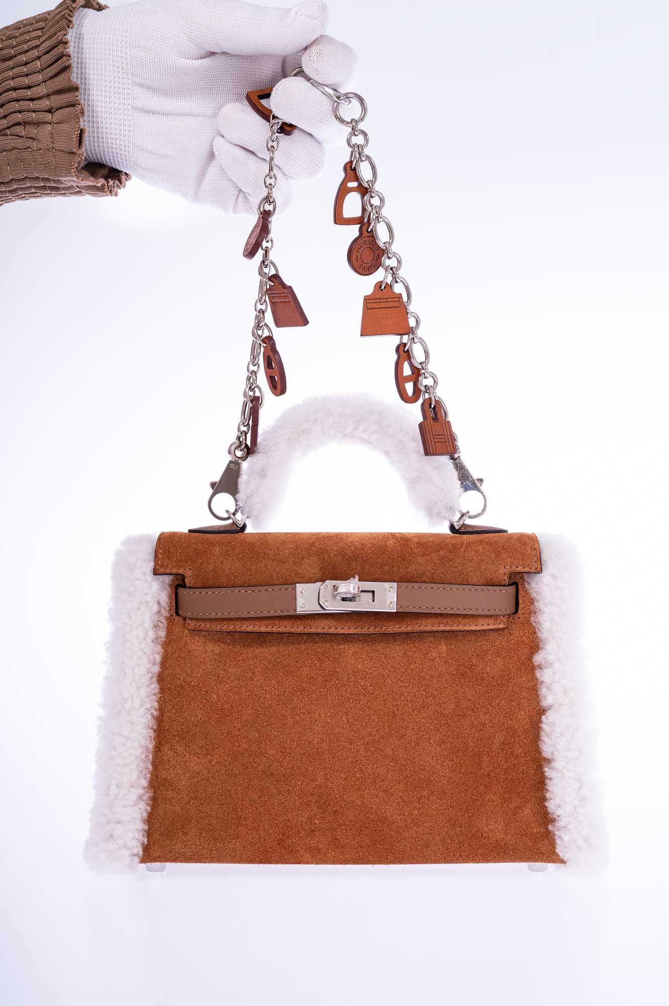 Hermès Teddy Mini Kelly 20 Chamois Grizzly, Alezan Swift and Ecru Mouton Shearling Palladium