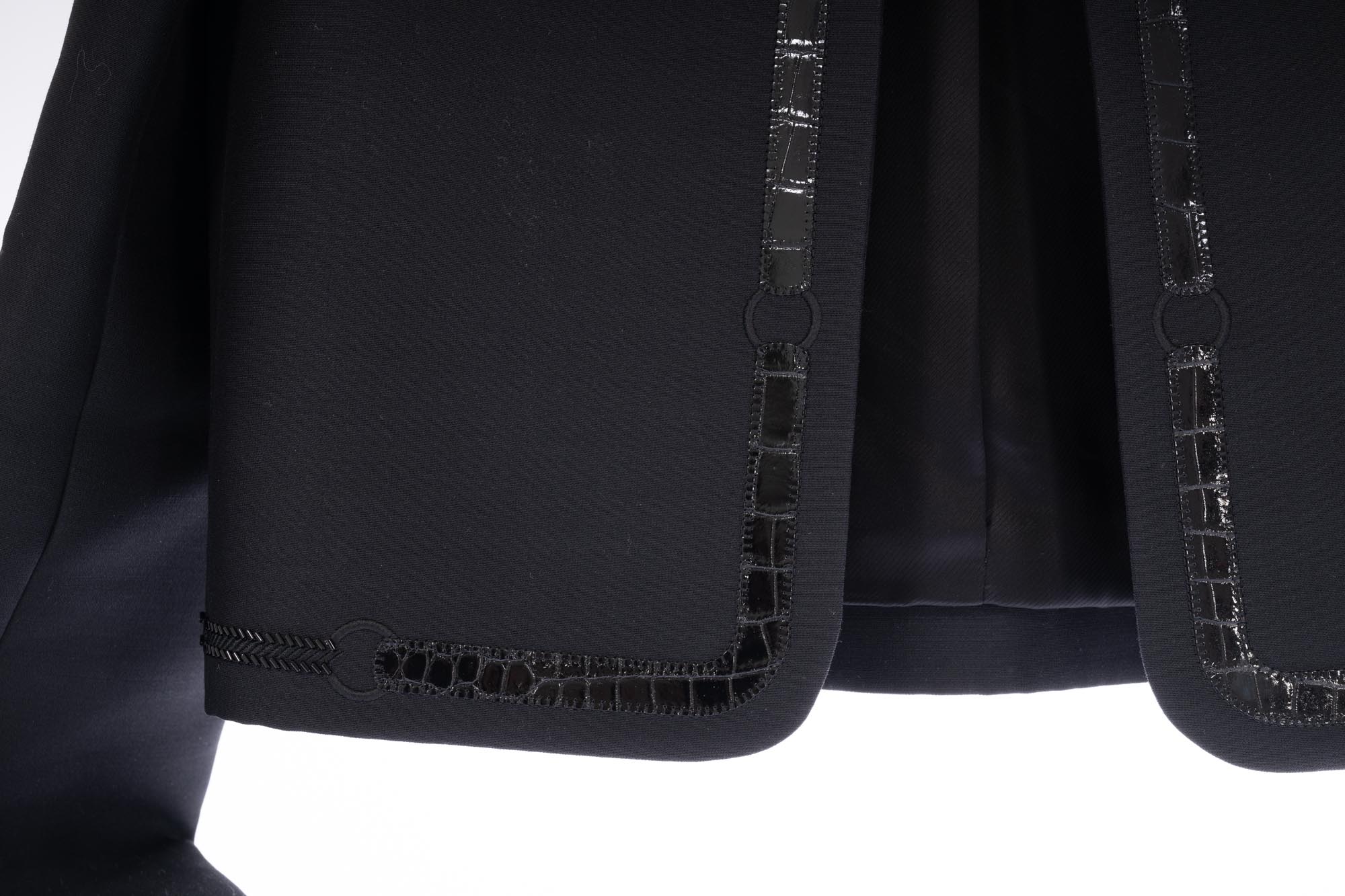 Hermès Veste Spencer Brodée Black Wool & Silk Crepe with Crocodile Detail