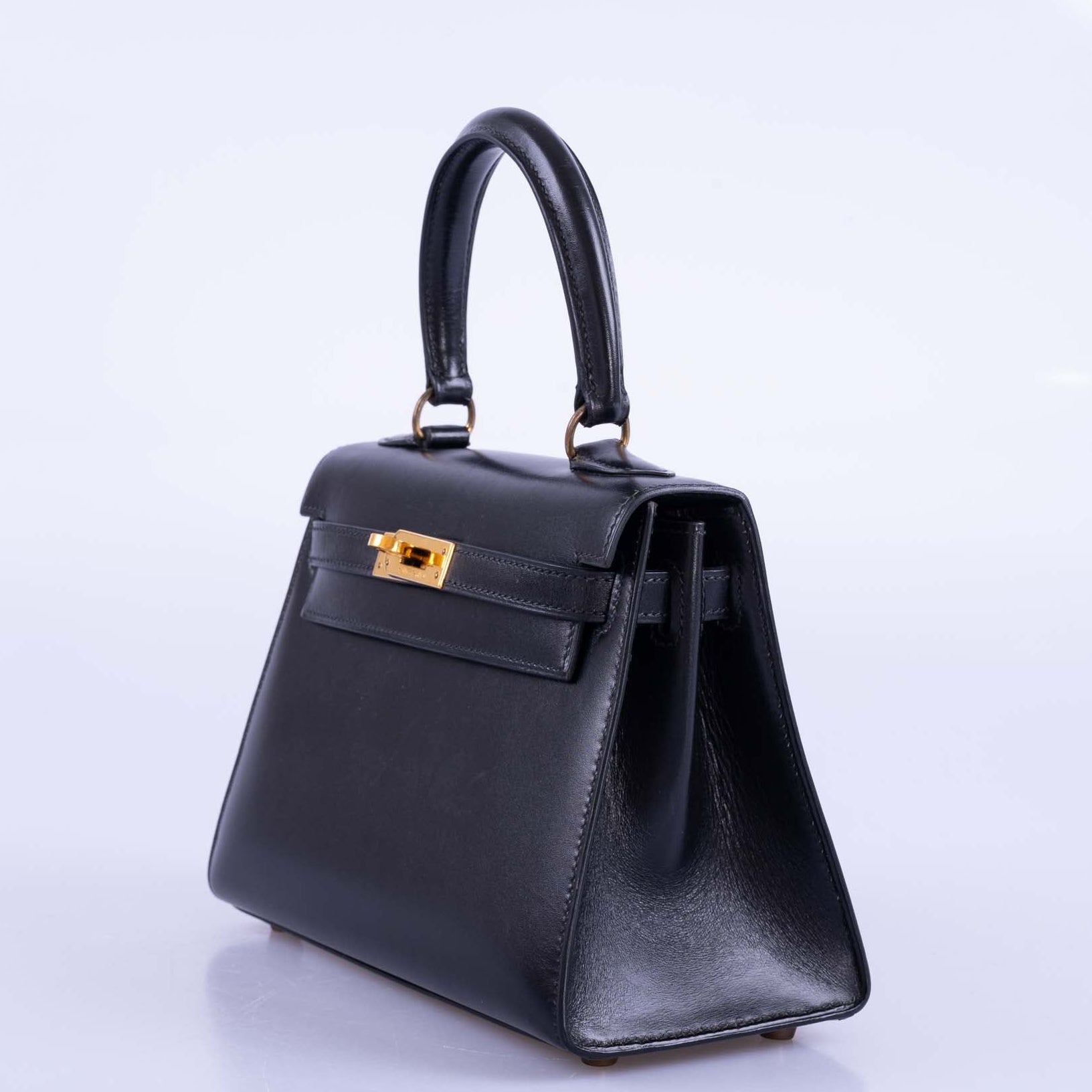 Hermès Vintage Kelly 20 Sellier Noir Box Calf Gold Hardware