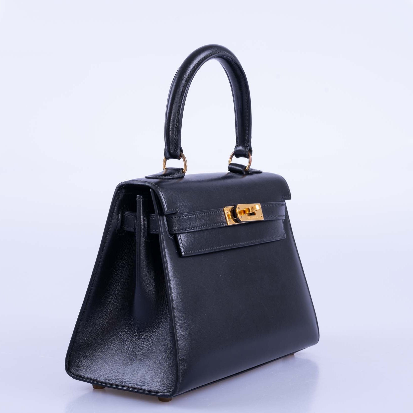 Hermès Vintage Kelly 20 Sellier Noir Box Calf Gold Hardware