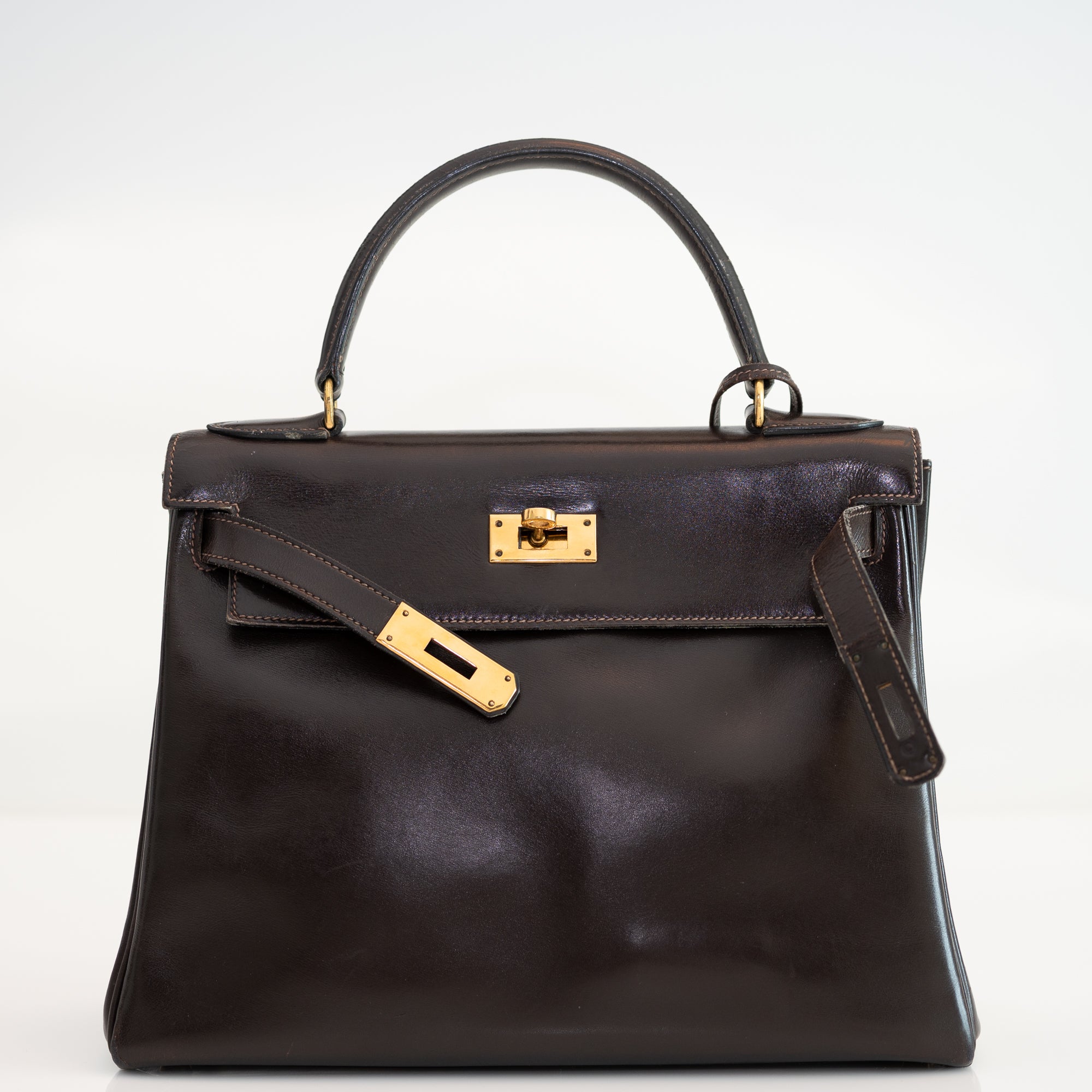 Hermès Vintage Kelly 28 Retourné Marron Foncé Box Calf Gold Hardware