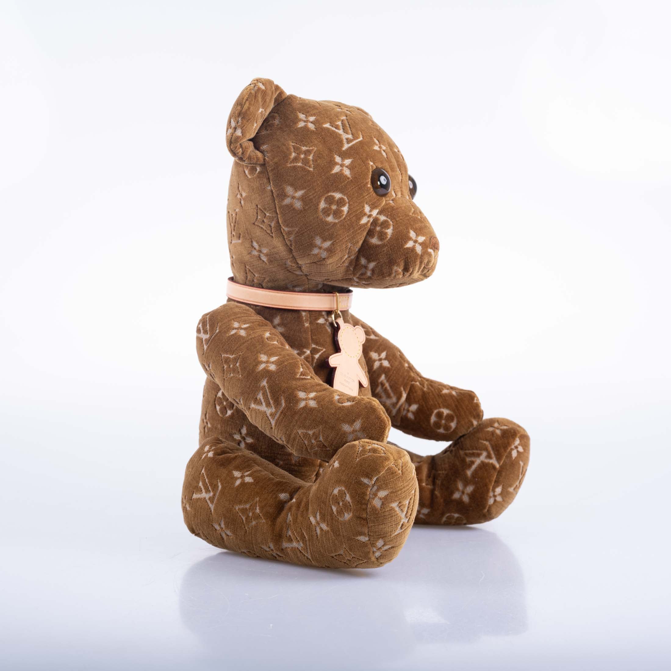 VUITTONテディベア Limited Edition Louis Vuitton Monogram Doudou Teddy Bear | JANEFINDS