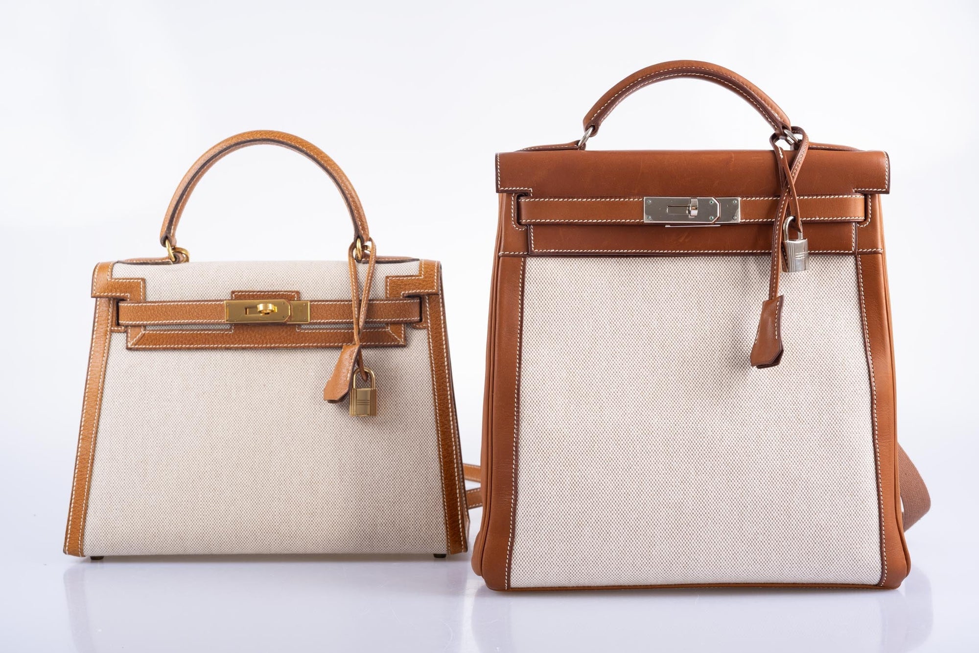 Vintage Hermès Kelly 28 Sellier Naturel & Écru Toile H and Peau Porc Gold Hardware