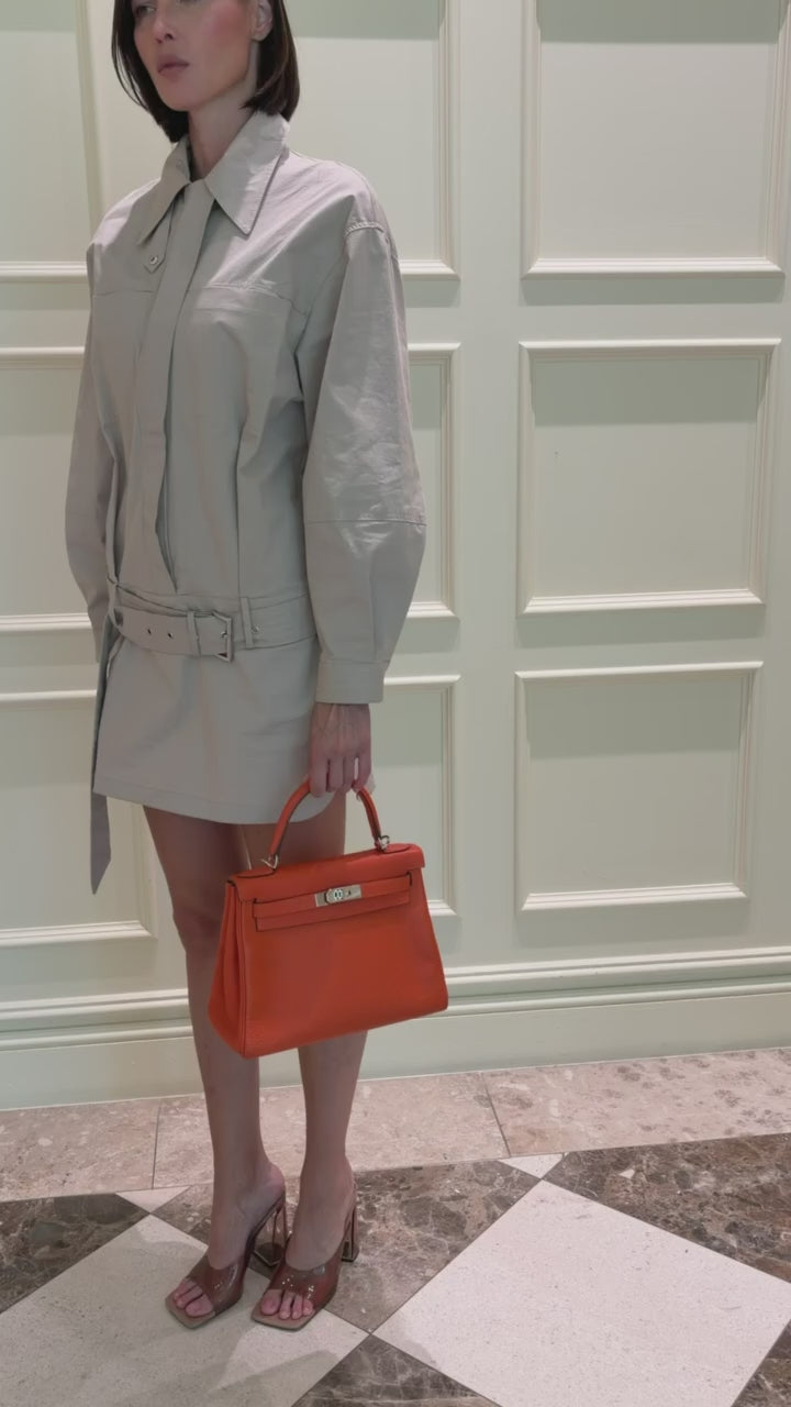 Hermès Kelly 28 Retourne Orange Clemence Palladium Hardware