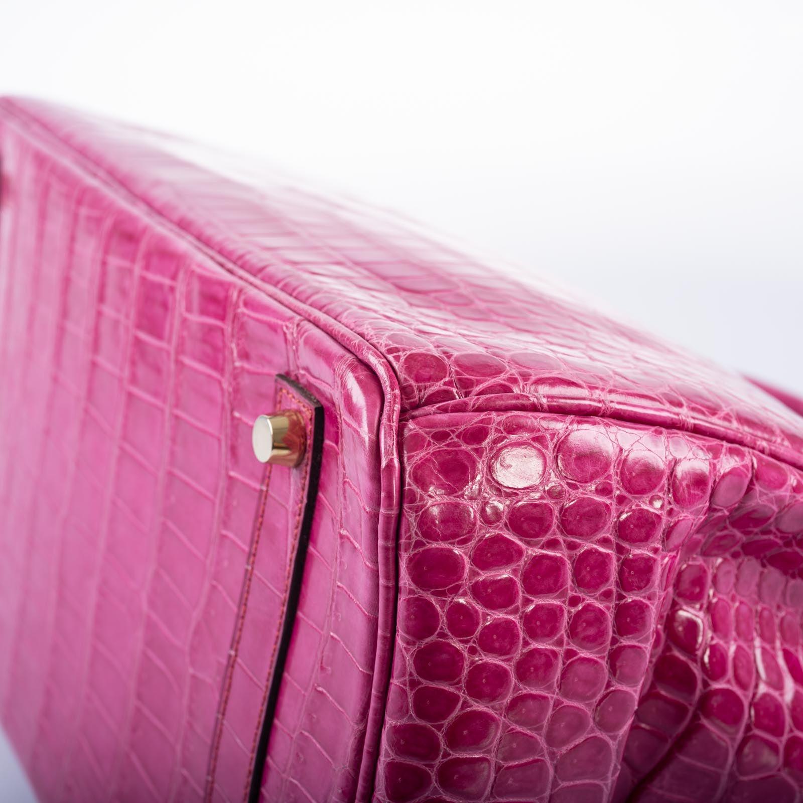 Hermès Birkin 35 Fuchsia Porosus Crocodile with Gold Hardware