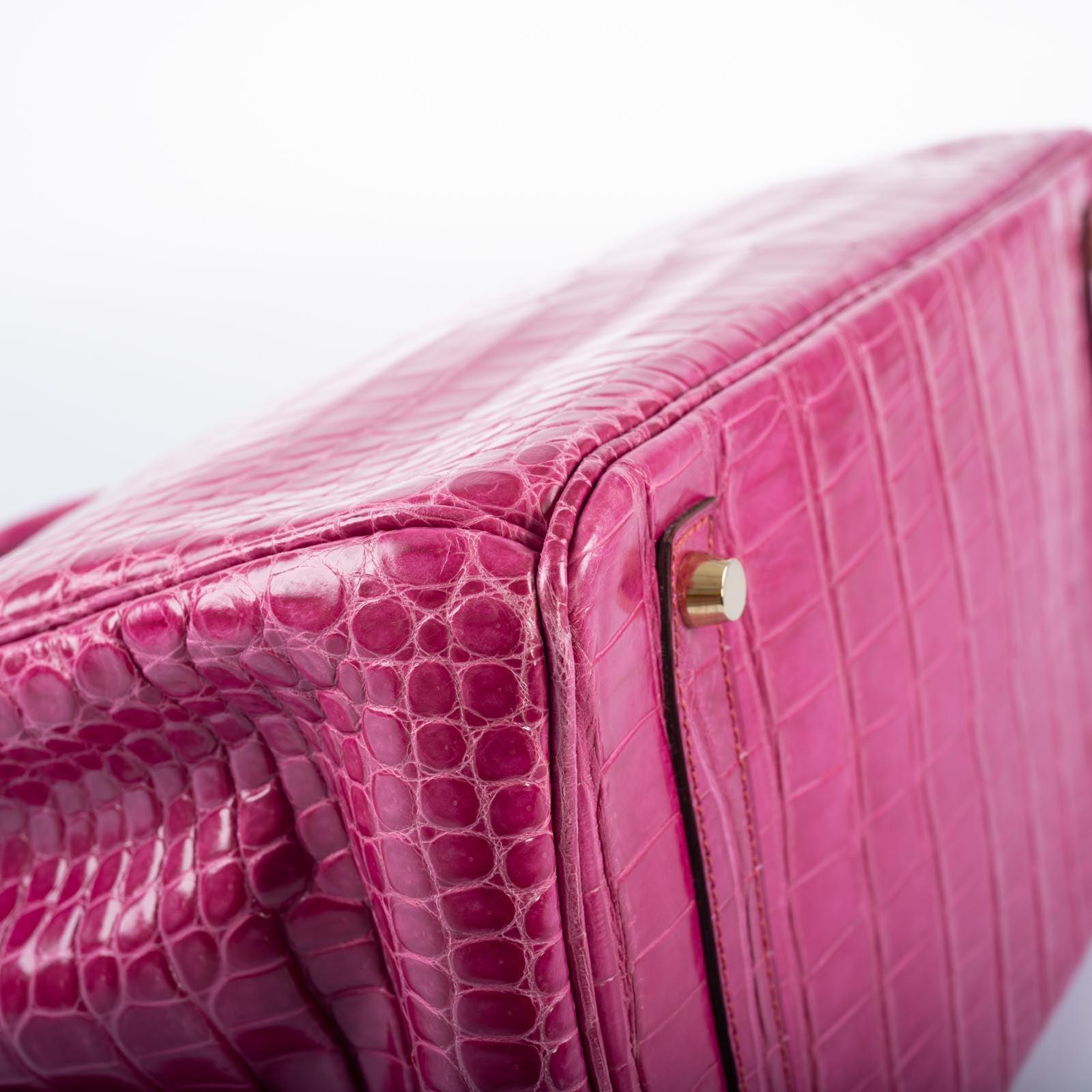 Hermès Birkin 35 Fuchsia Porosus Crocodile with Gold Hardware