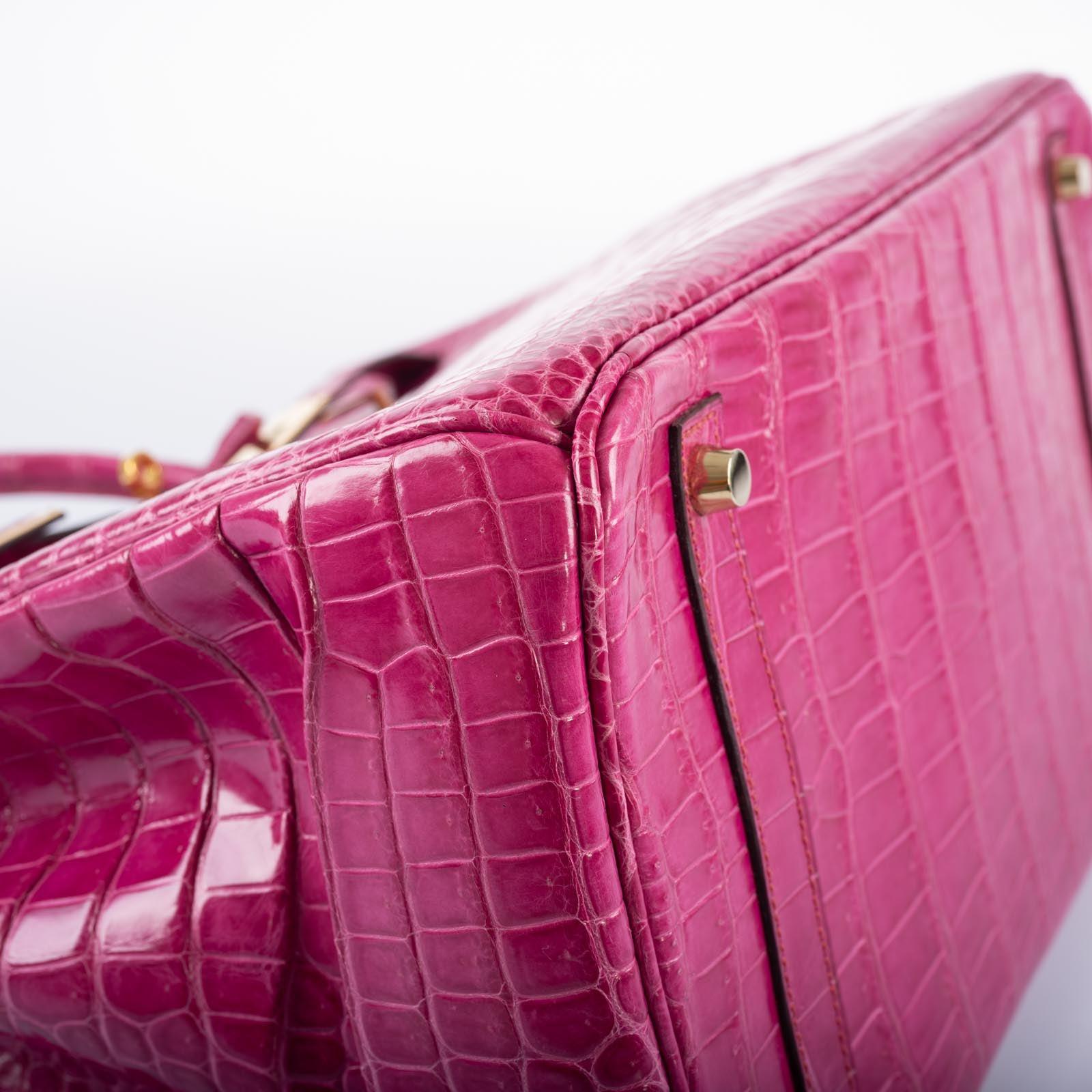 Hermès Birkin 35 Fuchsia Porosus Crocodile with Gold Hardware