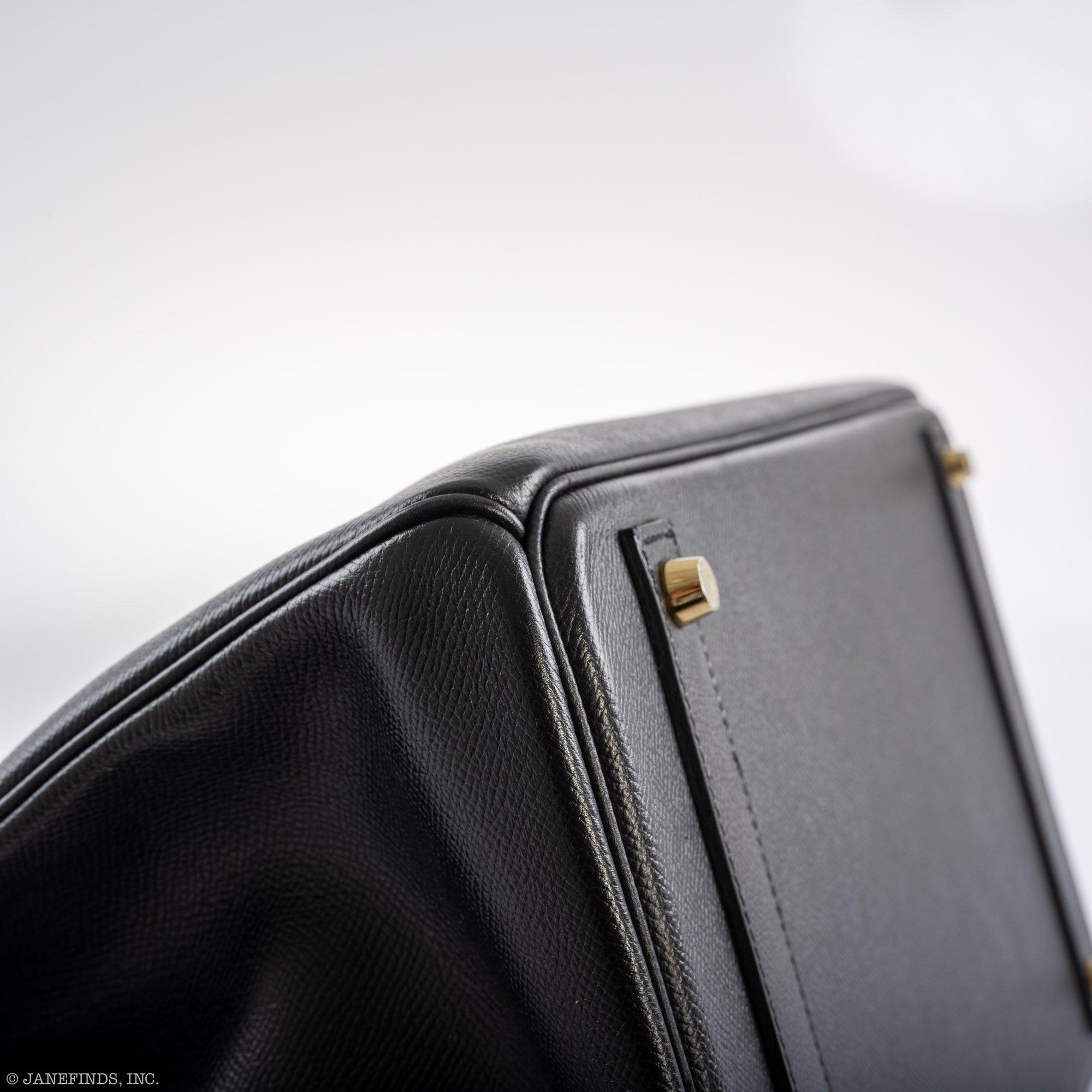 Hermès Birkin 40 Black Epsom Leather Gold Hardware - 2011, Square O