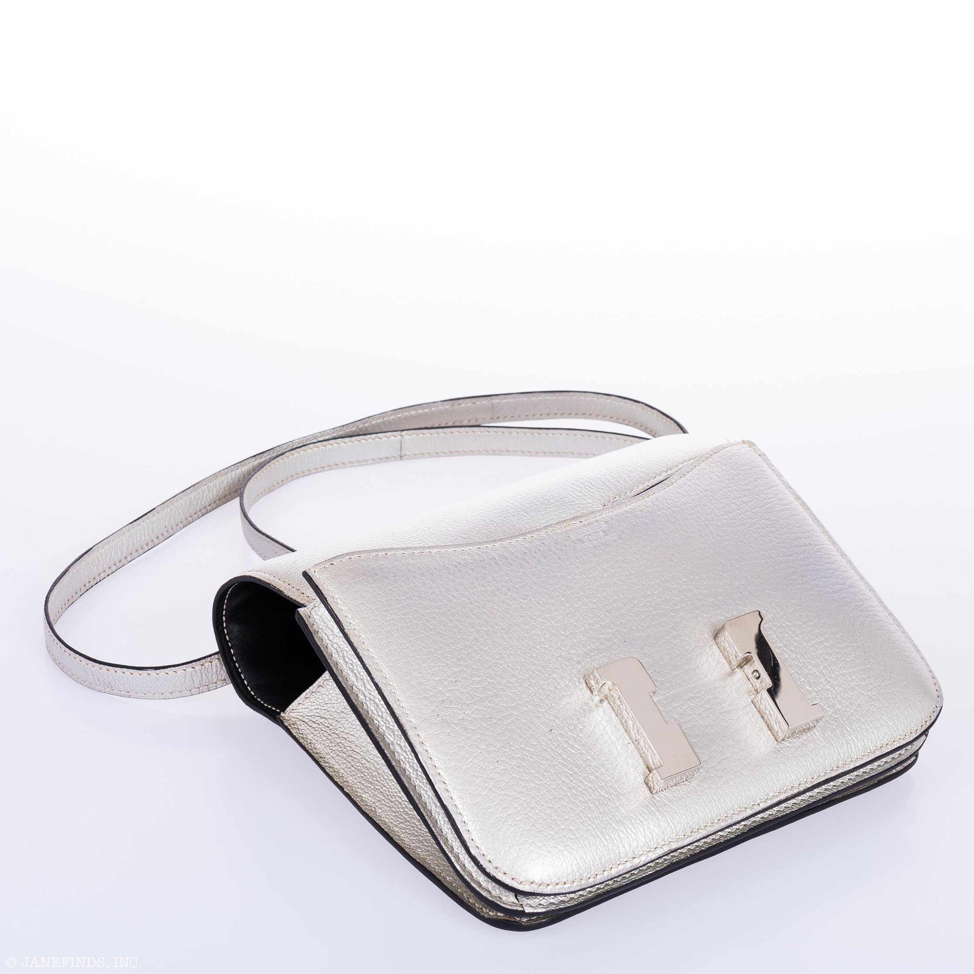Hermès Constance 18 Metallic Silver Chevre Palladium Hardware