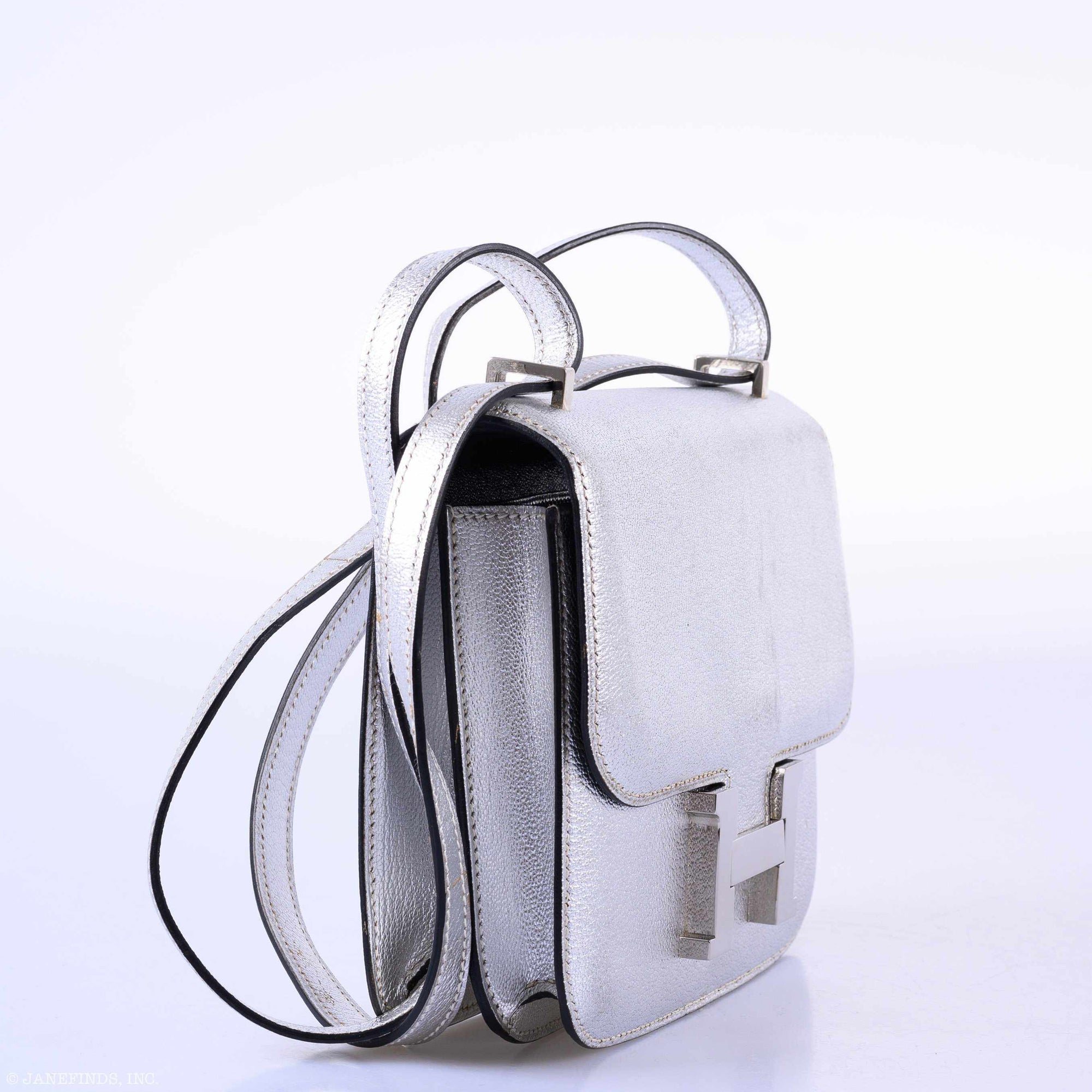 Hermès Constance 18 Silver Metallic Chevre Palladium Hardware