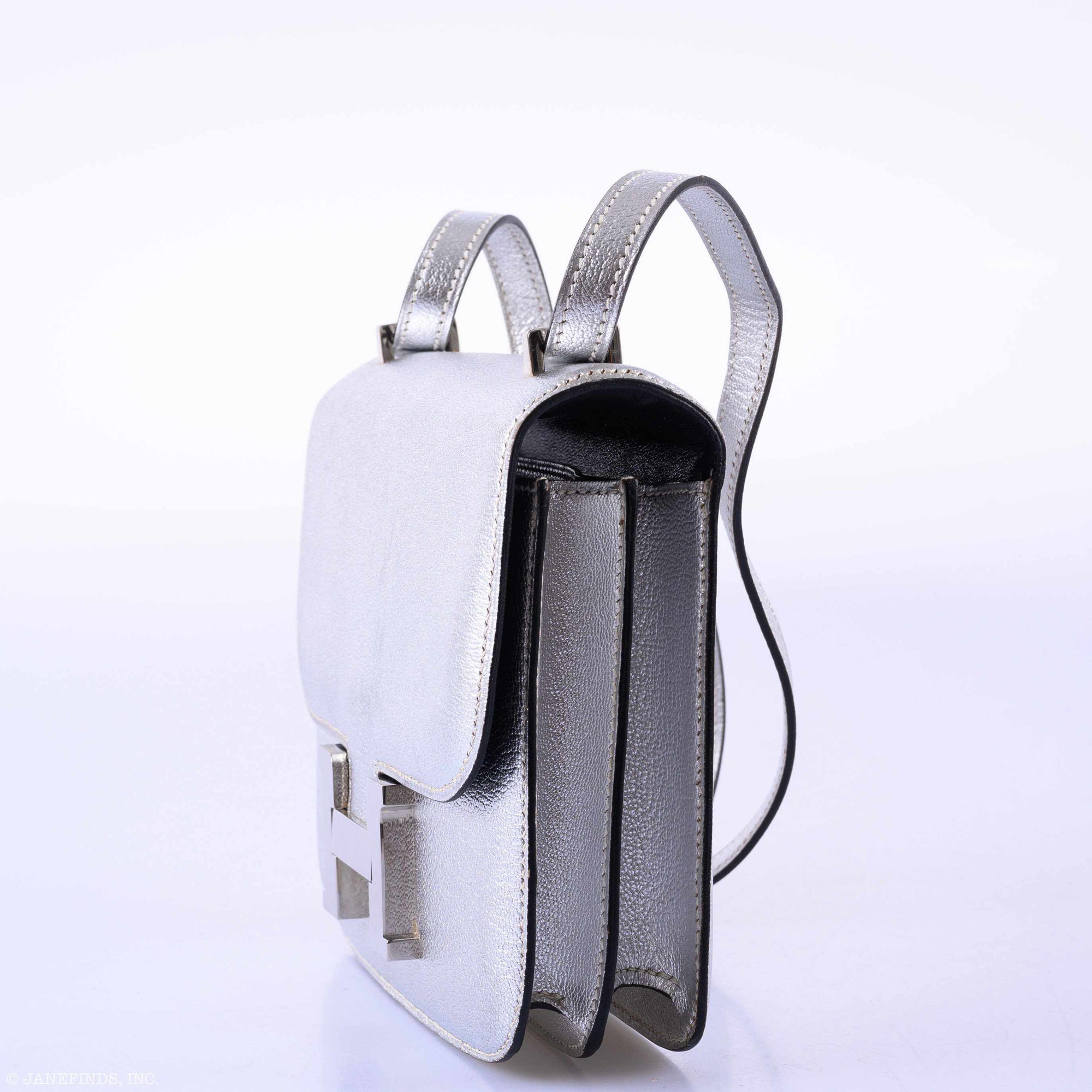 Hermès Constance 18 Silver Metallic Chevre Palladium Hardware