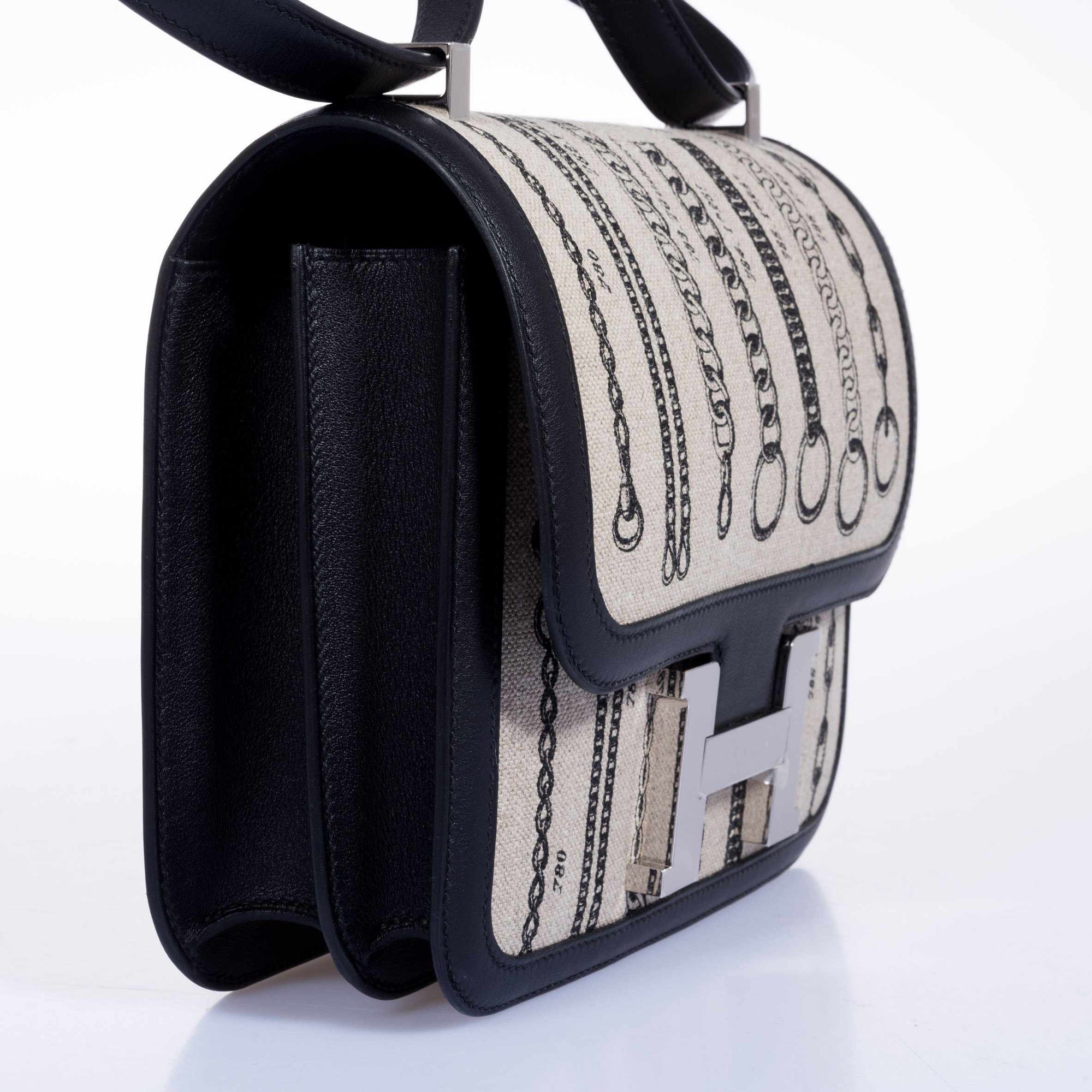 Hermès Constance 24 De Camp Déchaînée Ficelle Toile/Noir Swift Palladium Hardware