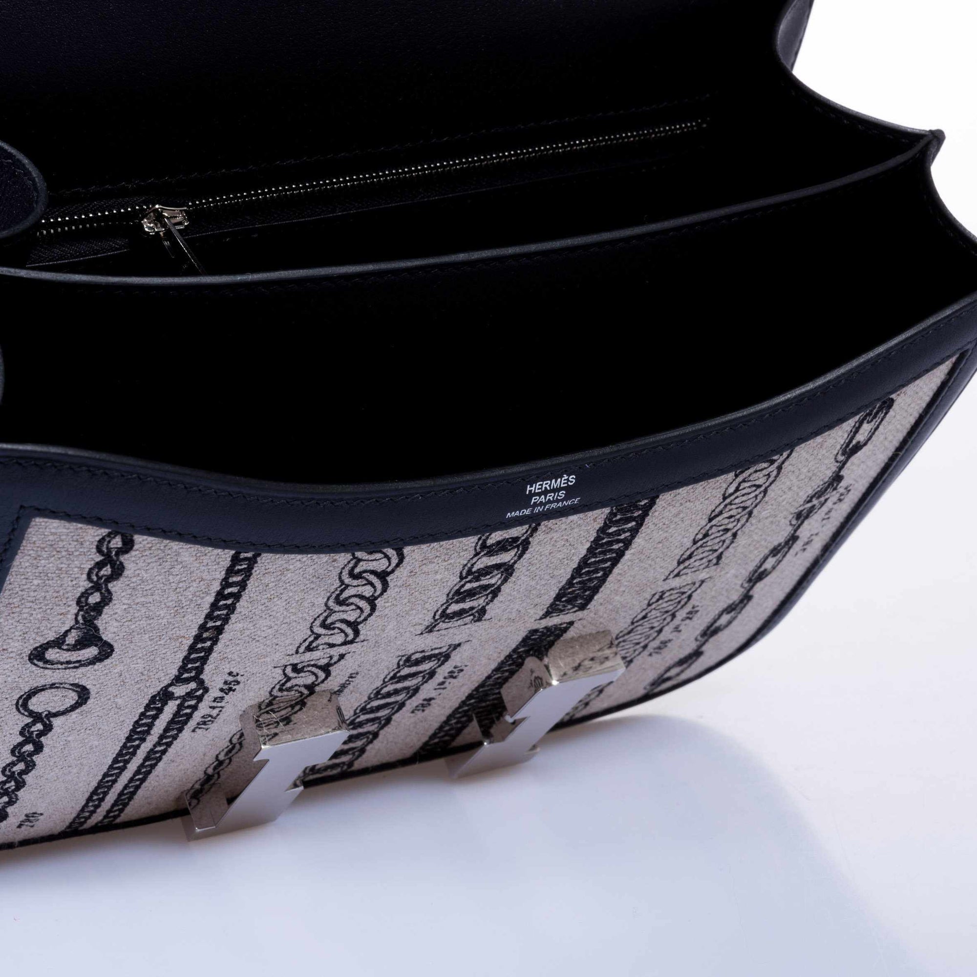 Hermès Constance 24 De Camp Déchaînée Ficelle Toile/Noir Swift Palladium Hardware