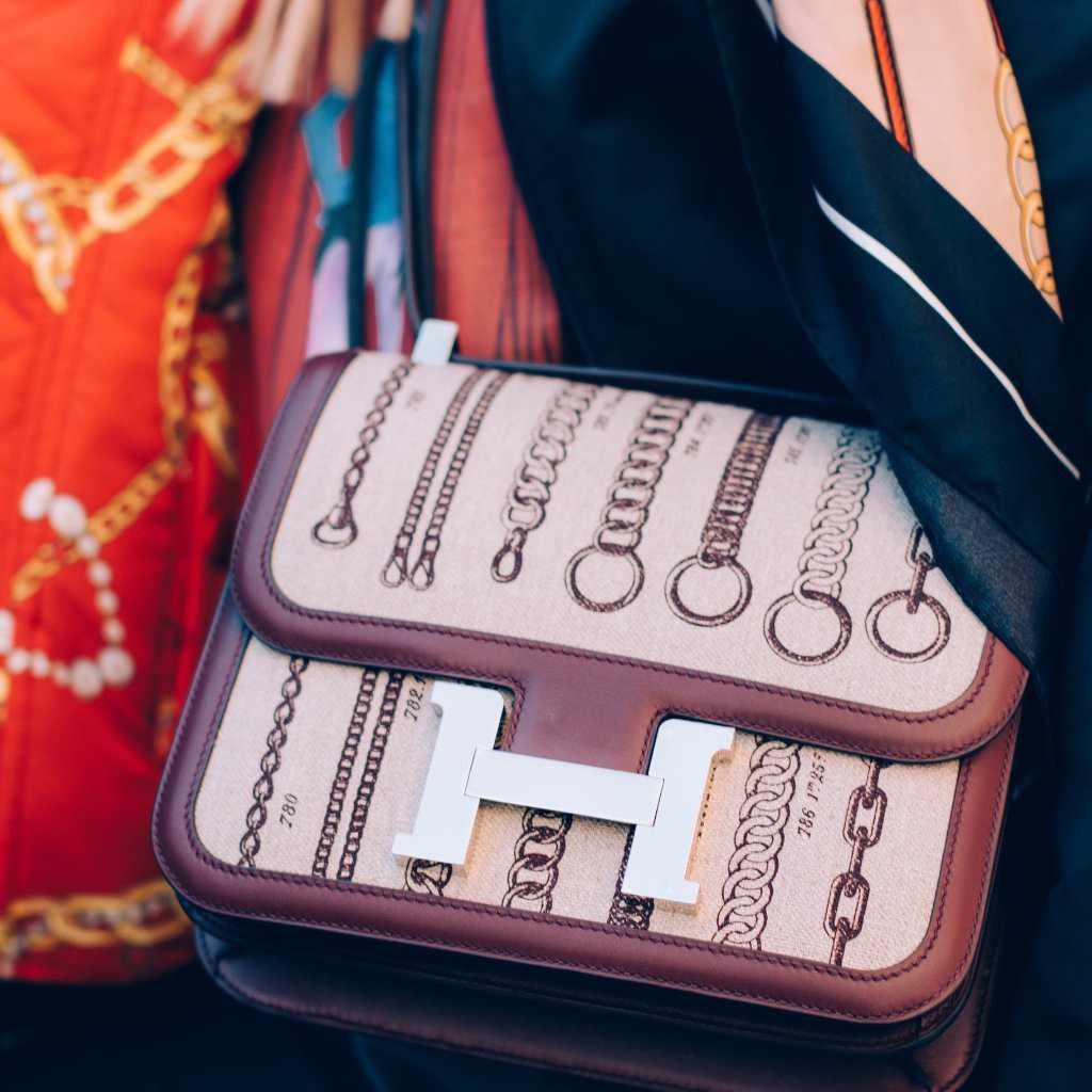 Hermès Constance 24 De Camp Déchaînée Toile Ficelle/Bordeaux Palladium Hardware
