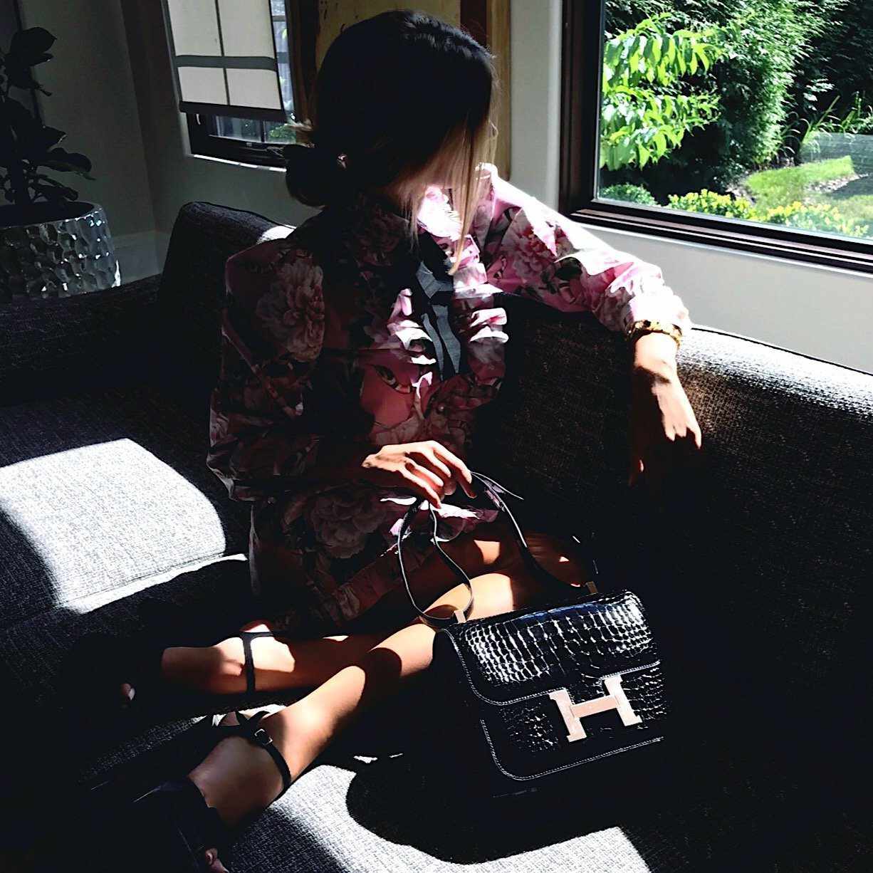 Hermès Constance 24 MM Black Rose Alligator Gold Hardware