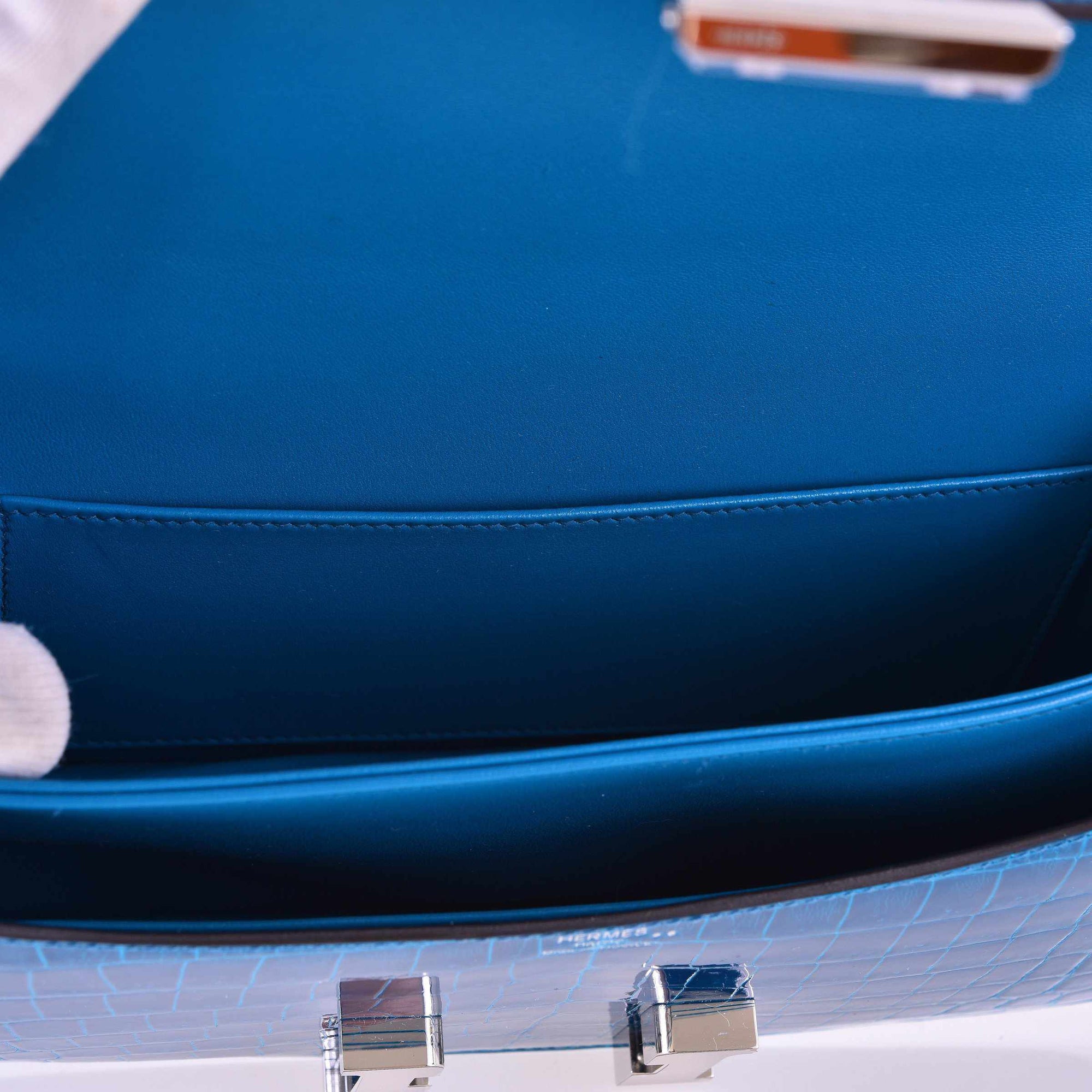 Hermès Constance Elan Bleu Izmir Shiny Niloticus Crocodile Palladium Hardware