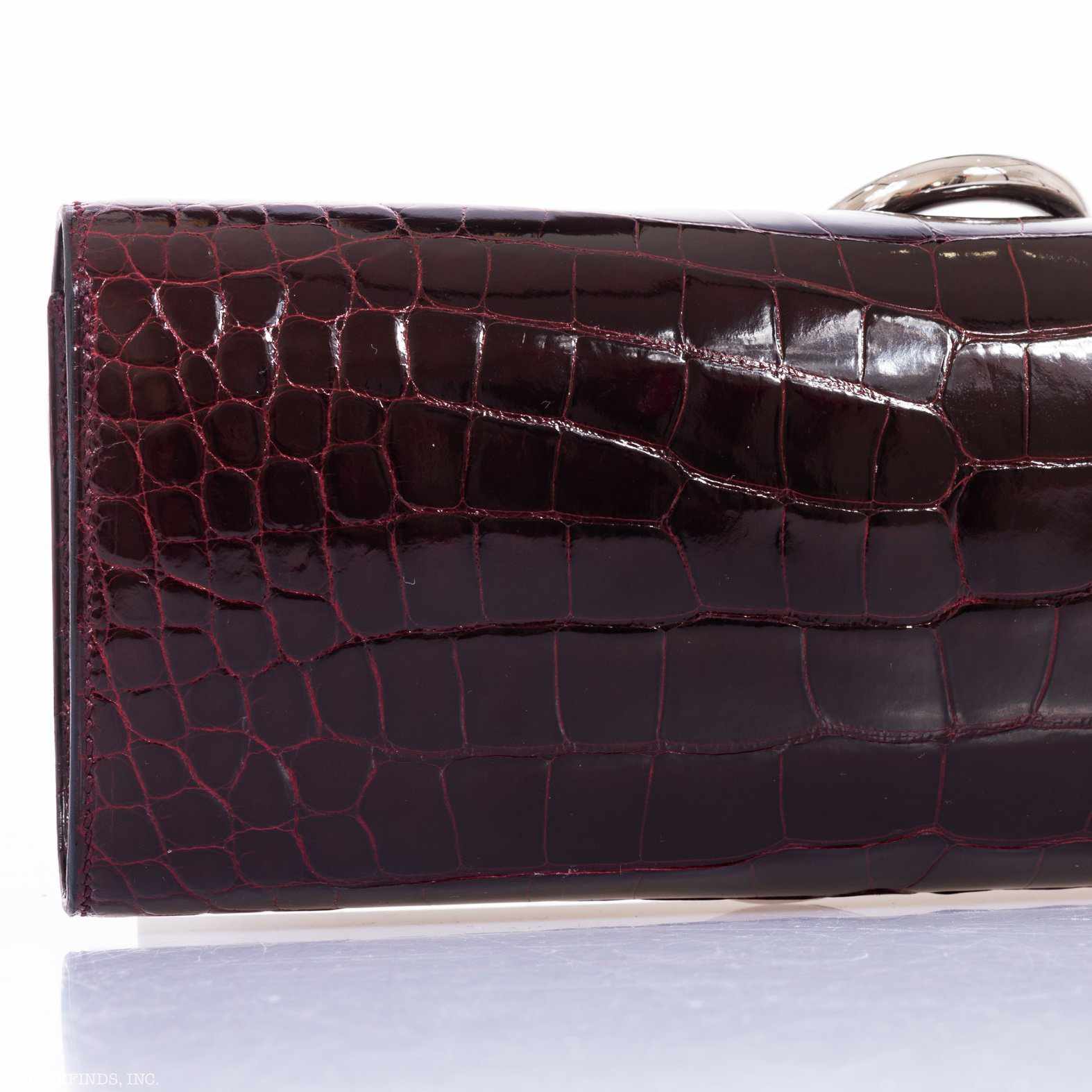 Hermès Egee Clutch Bordeaux Shiny Alligator Permabrass Hardware