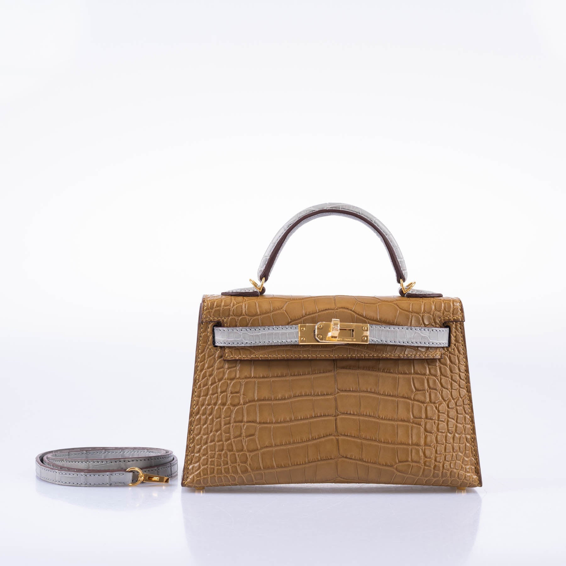 Hermès HSS Kelly 20 Mini II Sellier Kraft and Gris Perle Matte Alligator with Gold Hardware