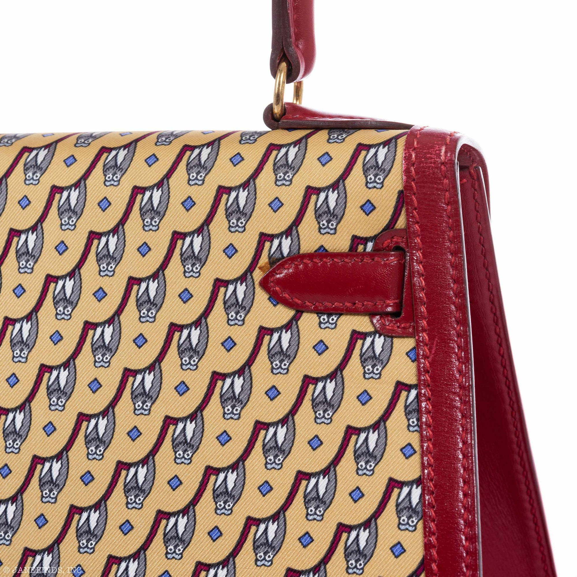 Hermès Vintage Kelly 20 Sellier Owl Print Jaune Silk & Rouge Vif Box Calf Gold Hardware