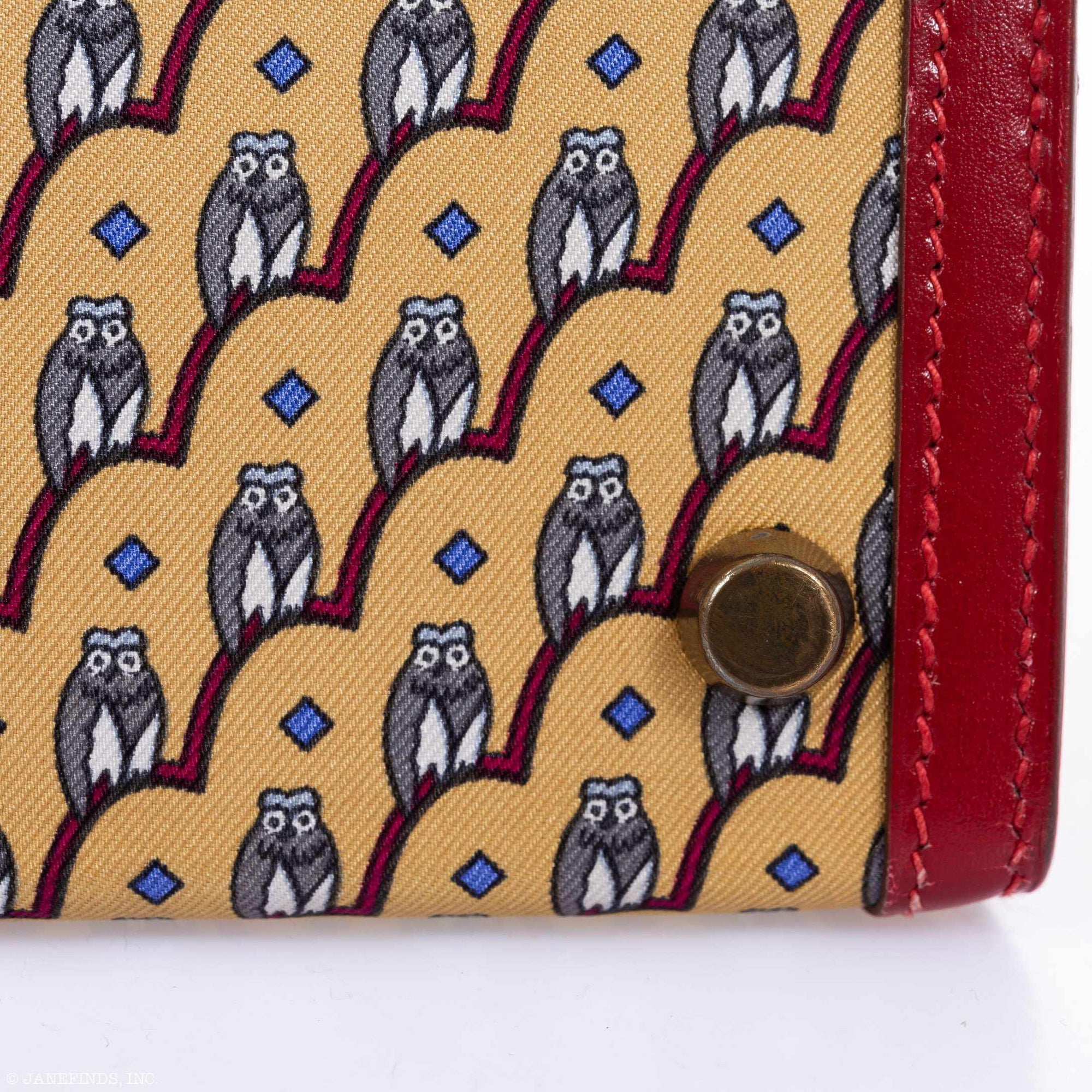 Hermès Vintage Kelly 20 Sellier Owl Print Jaune Silk & Rouge Vif Box Calf Gold Hardware
