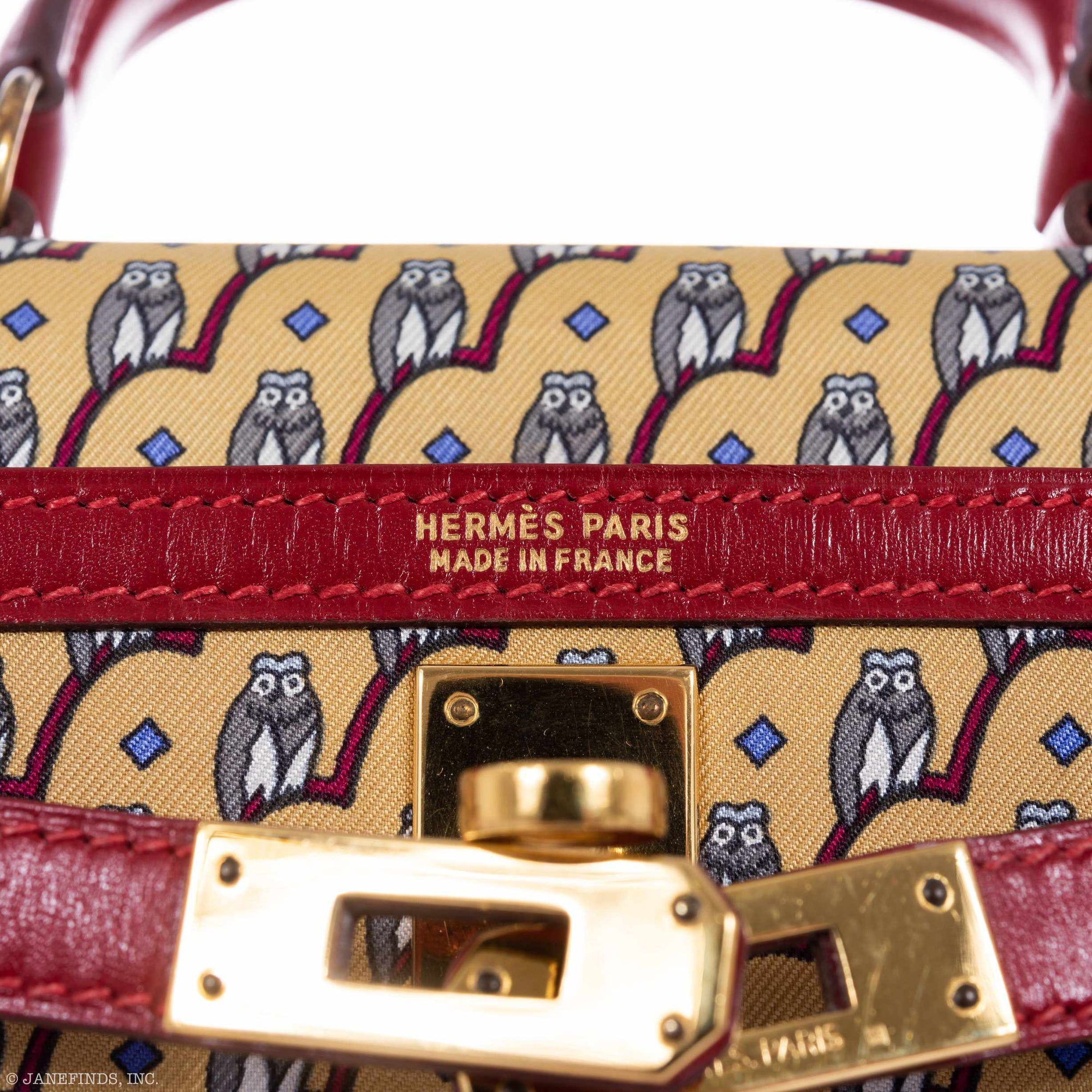 Hermès Vintage Kelly 20 Sellier Owl Print Jaune Silk & Rouge Vif Box Calf Gold Hardware