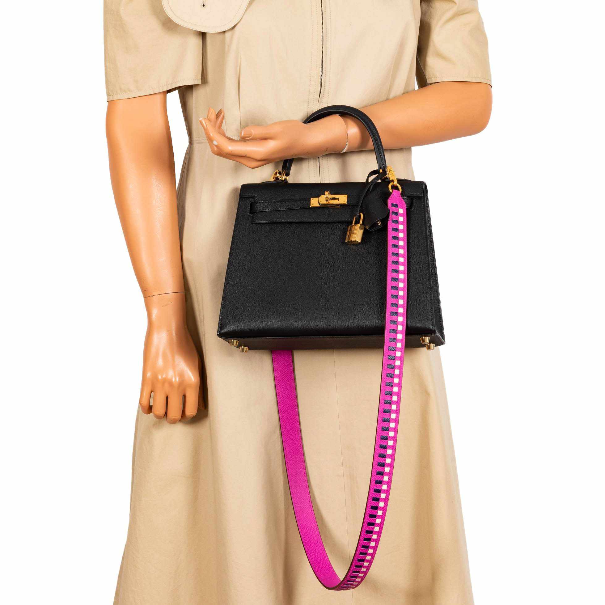 Hermès Kelly 25 Black Chevre (Goat) Gold Hardware