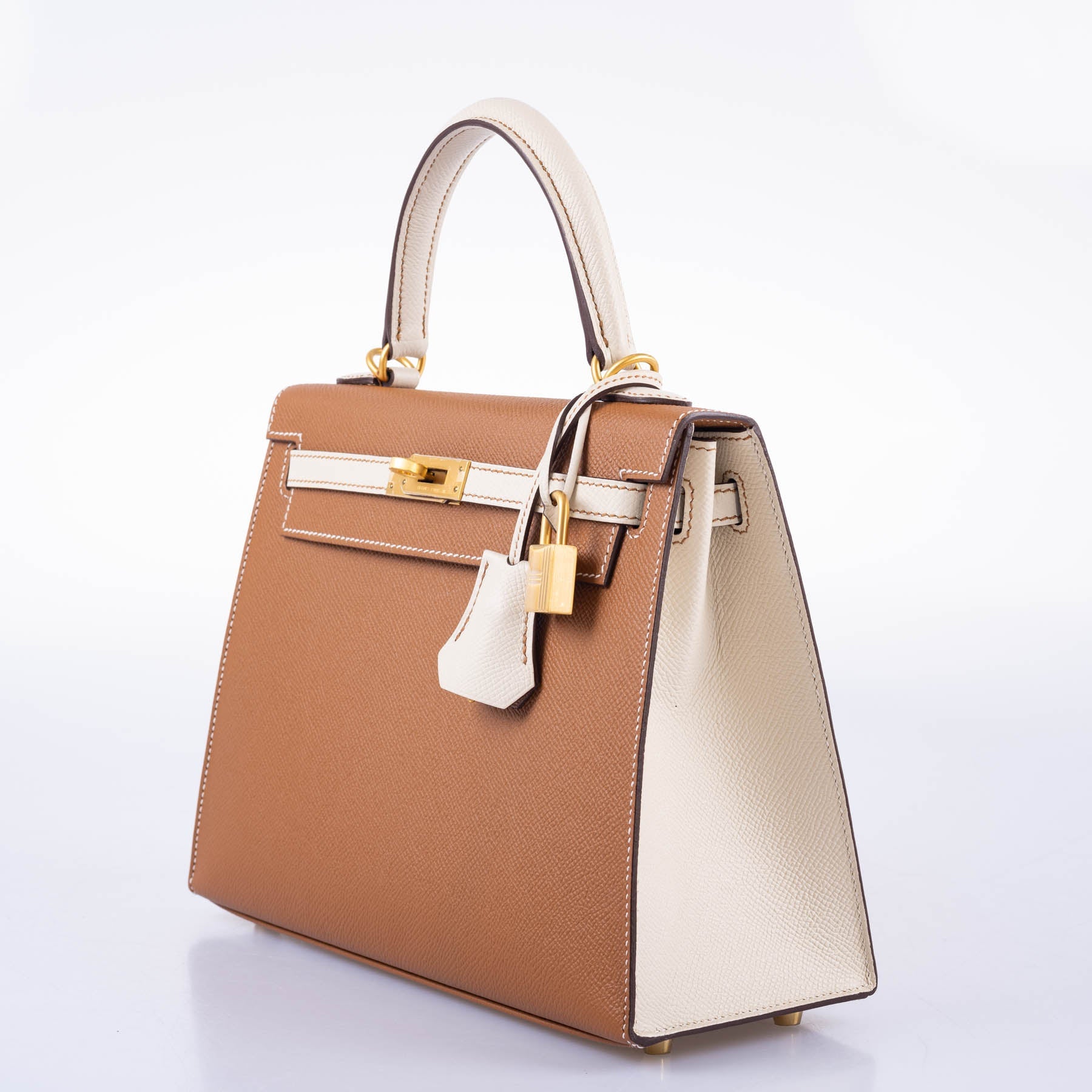 Hermès Kelly 25 HSS Gold and Craie Epsom With Brushed Gold Hardware