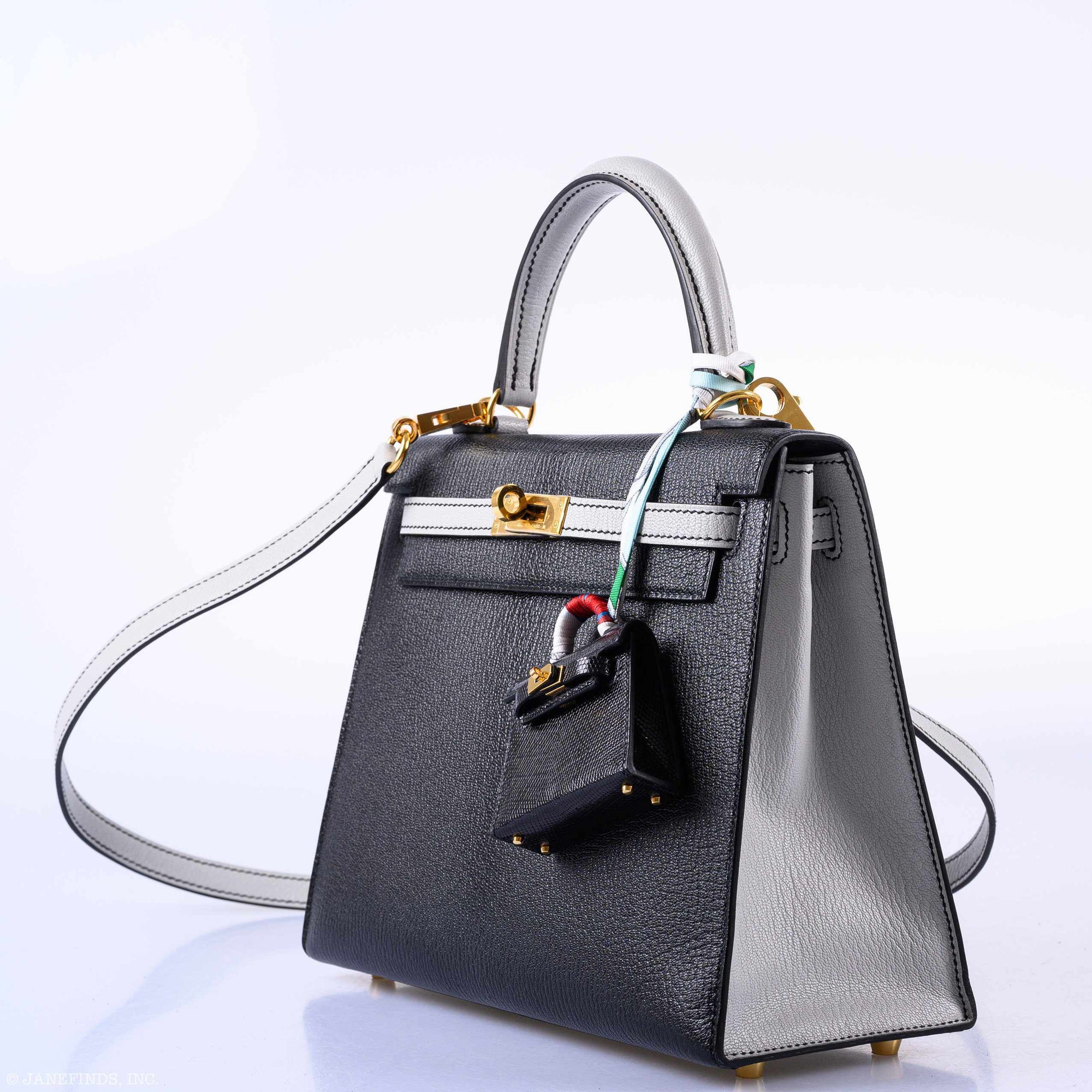 Hermès Kelly 25 HSS Sellier Black & Gris Perle Chevre Gold Hardware