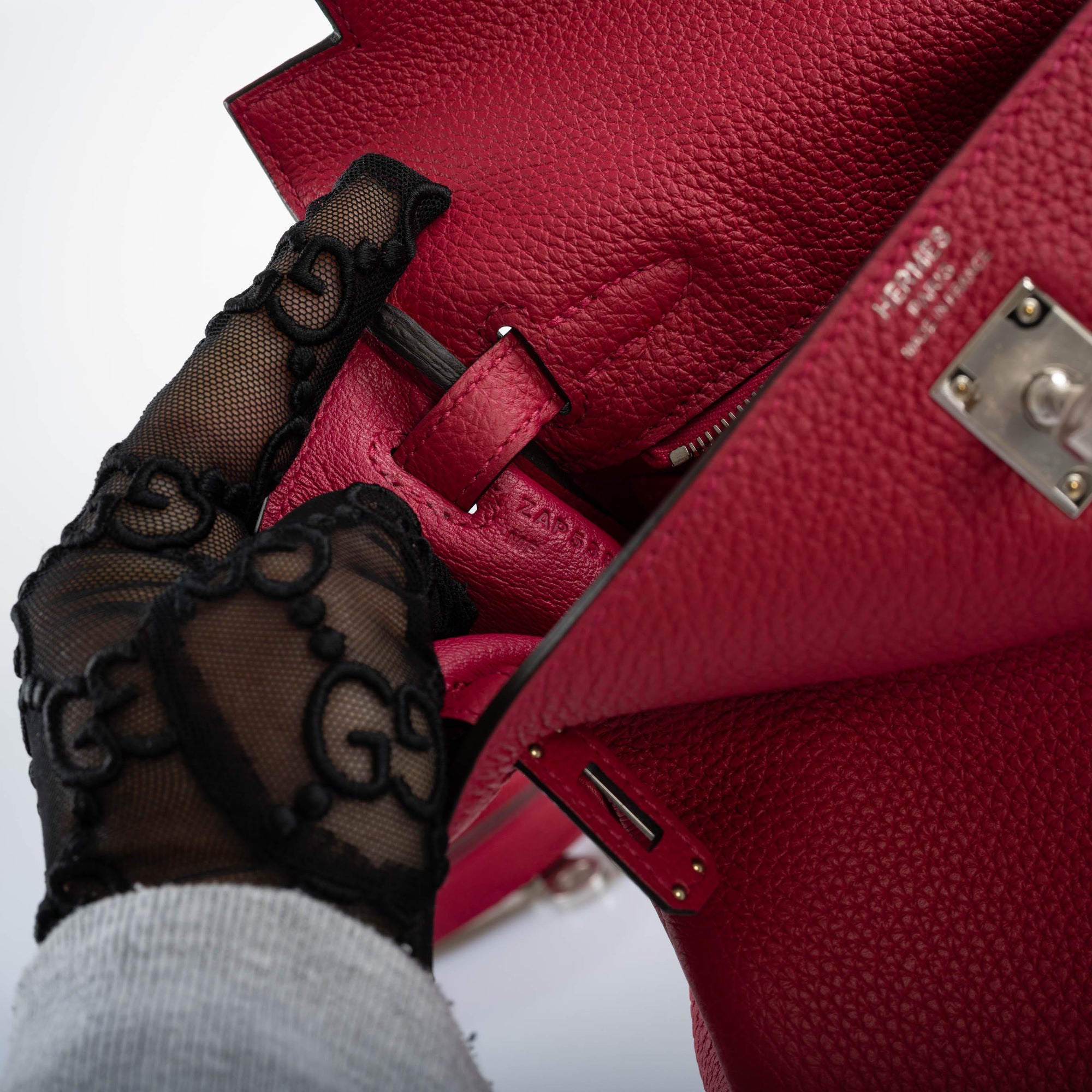 Hermès Kelly 25 Retourne Framboise Togo Palladium Hardware