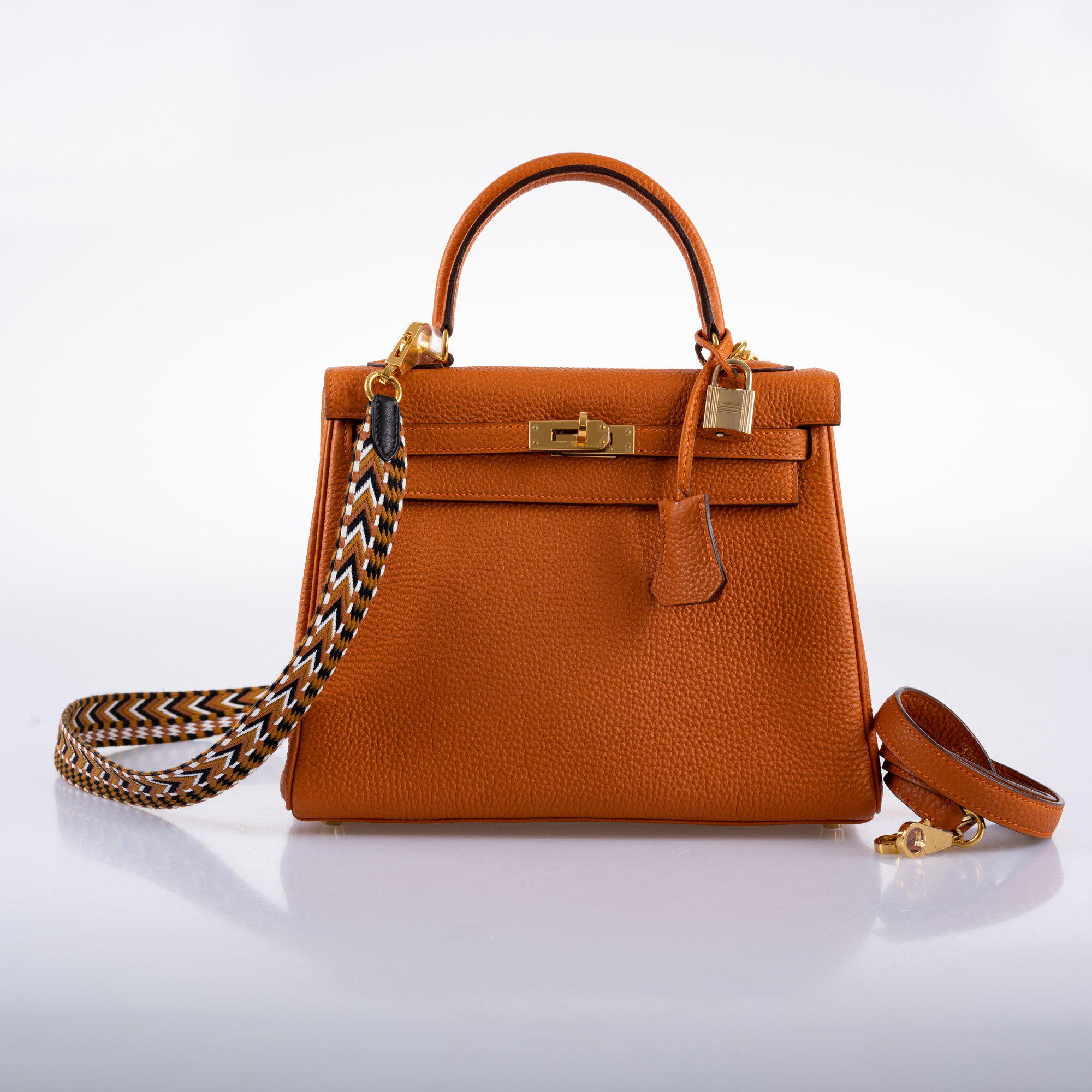 Hermès Kelly 25 Retourne Potiron Togo leather Gold Hardware