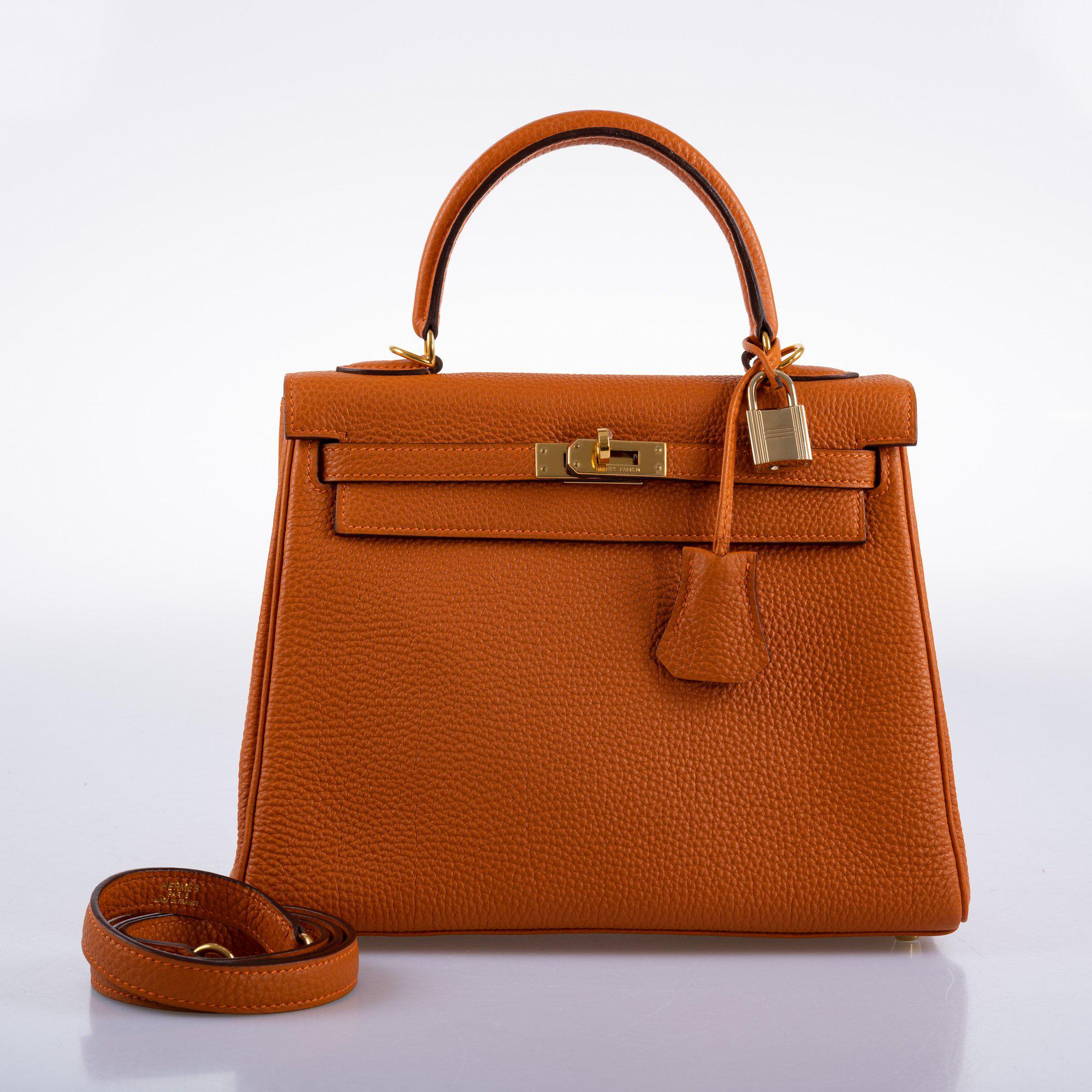 Hermès Kelly 25 Retourne Potiron Togo leather Gold Hardware