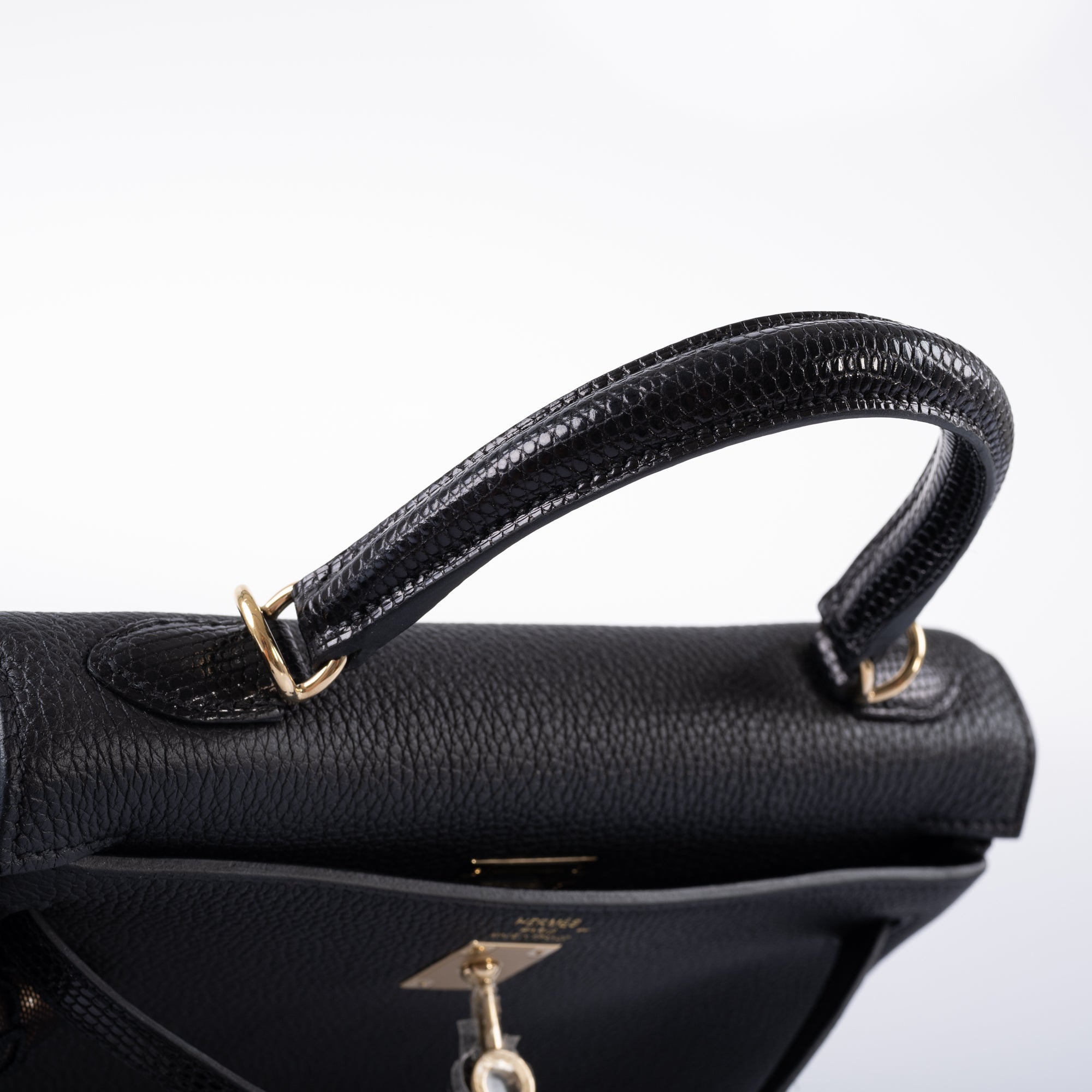 Hermès Kelly 25 Retourne Touch Black Lizard & Togo with Gold Hardware