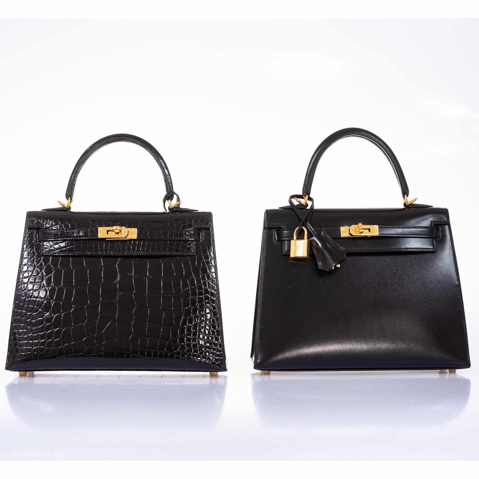 Hermès Kelly 25 Sellier Noir Box Calf Gold Hardware