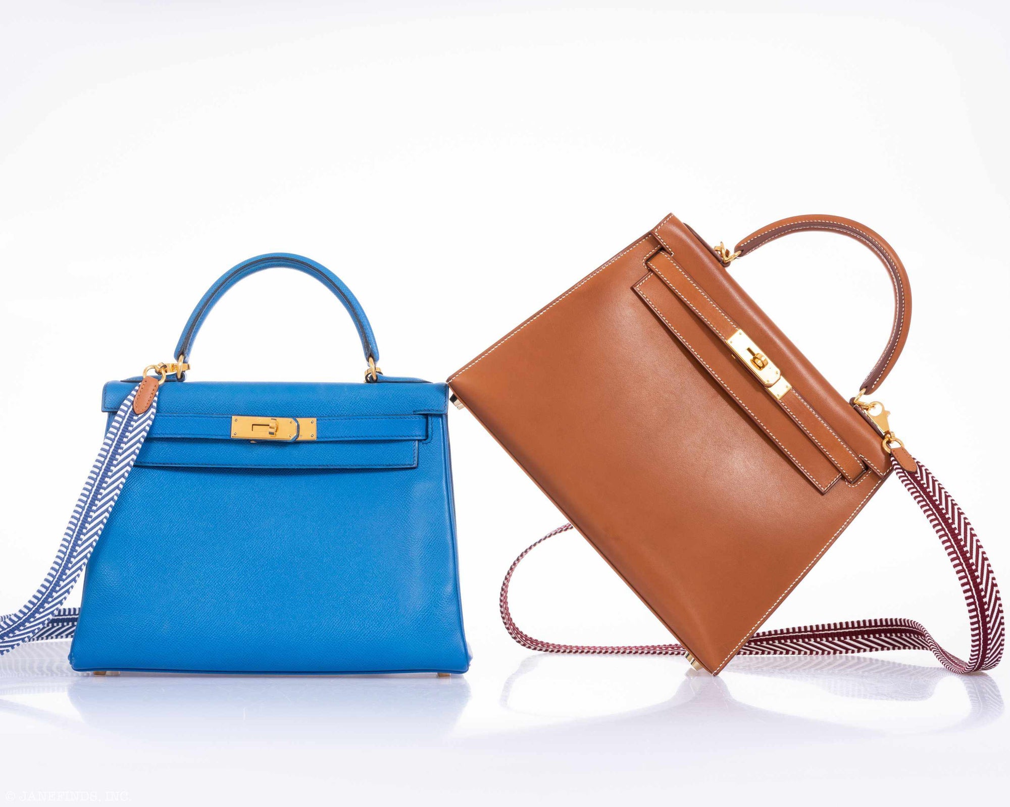 Hermès Kelly 28 Blue France Courchevel Gold Hardware