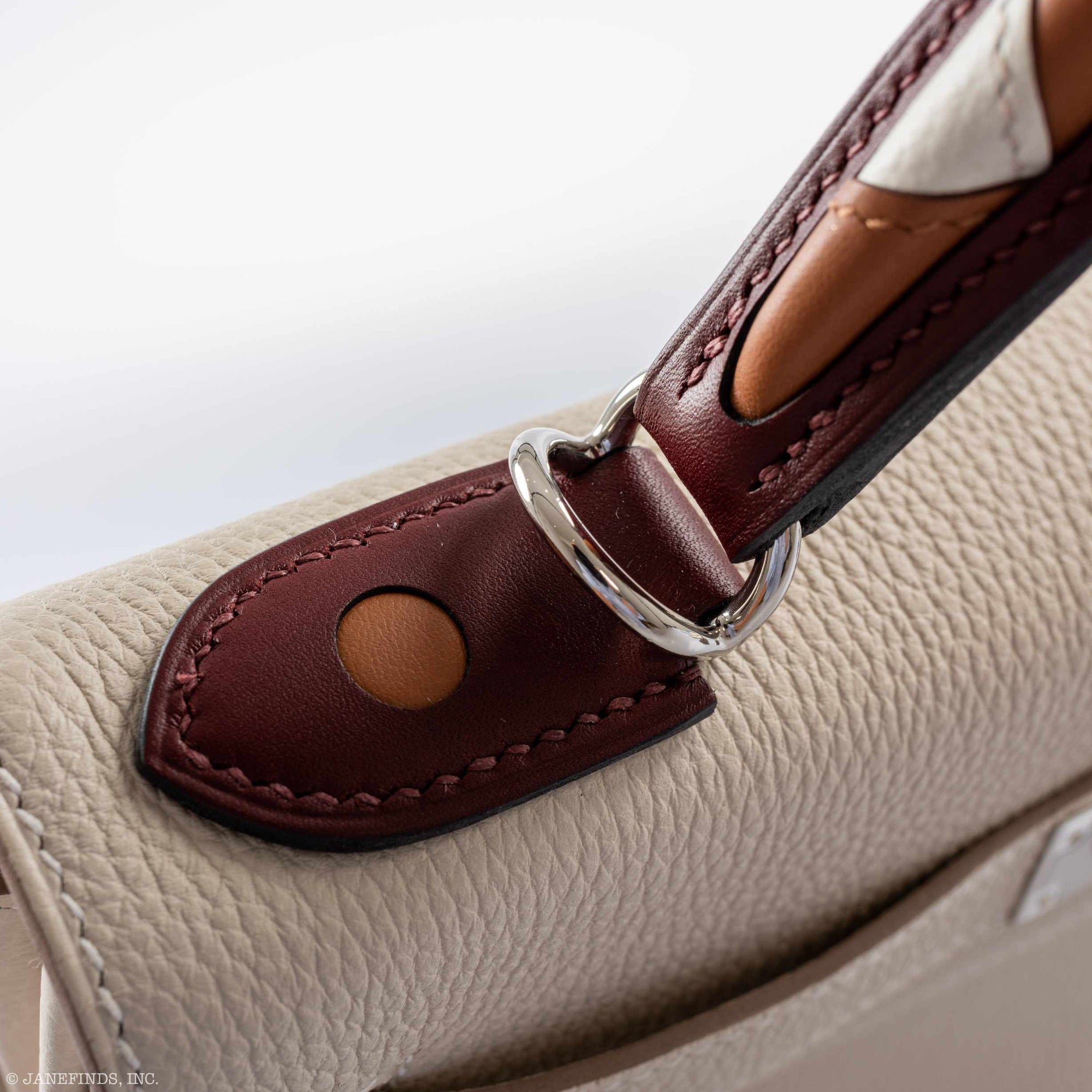 Hermès Kelly 28 Retourné HSS Au Galop Craie Togo Palladium Hardware